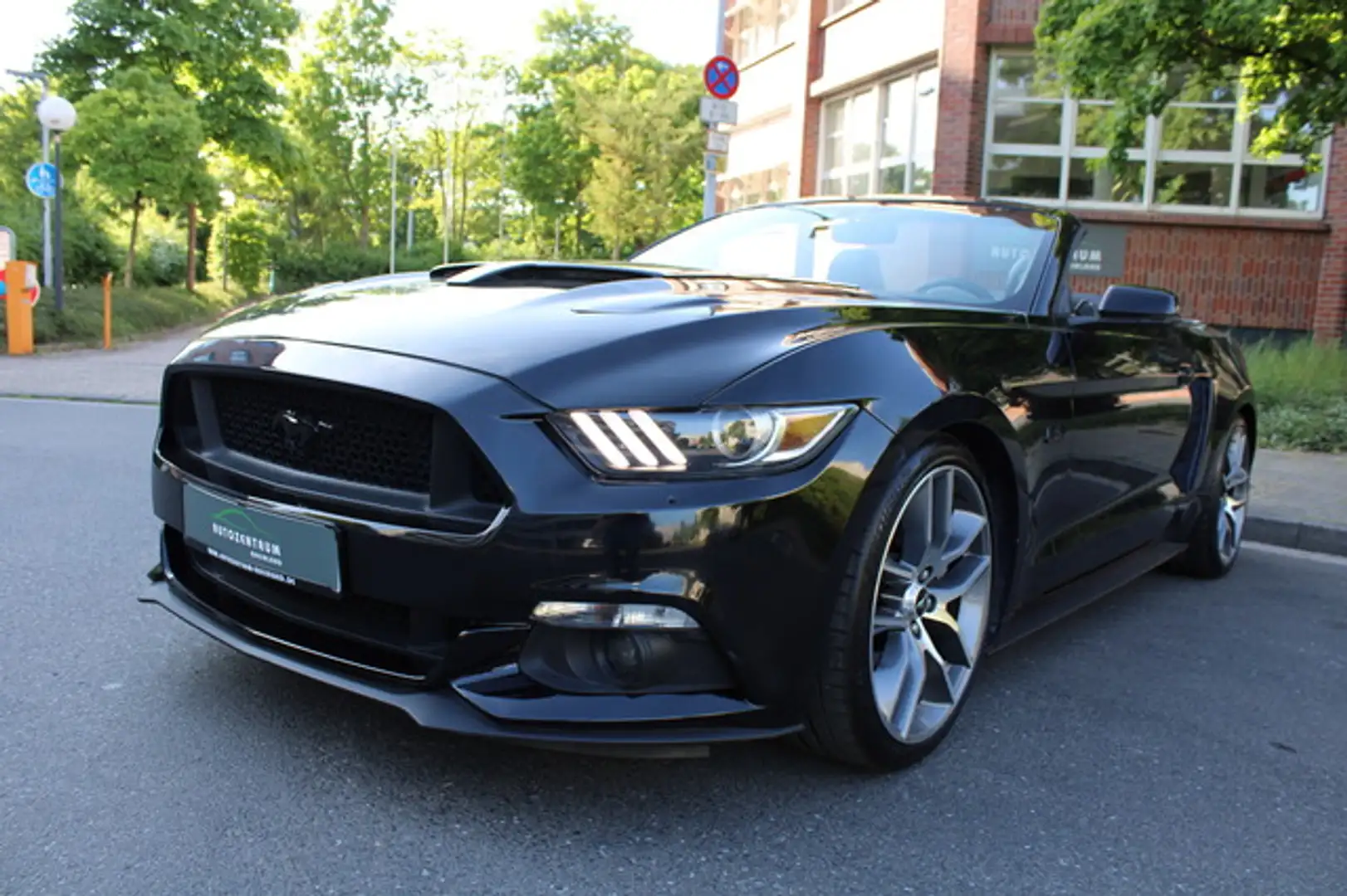 Ford Mustang GT Cabrio Scheckheft/Sitzlüftung/Klappe Noir - 2