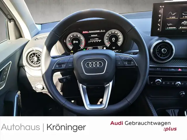 Audi Q2 view 11