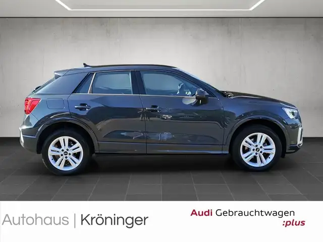 Audi Q2 view 4