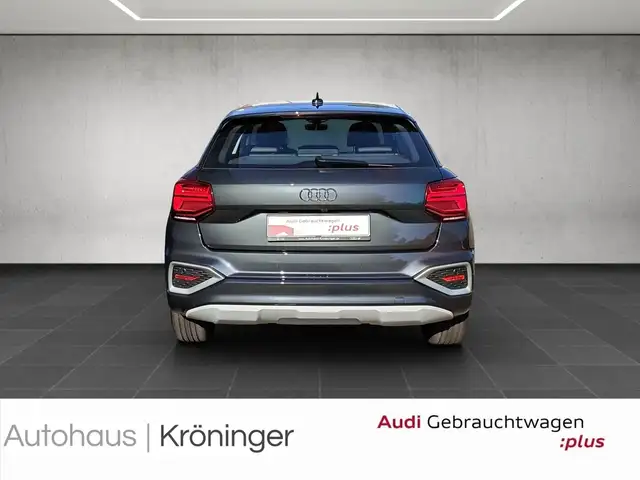 Audi Q2 view 6