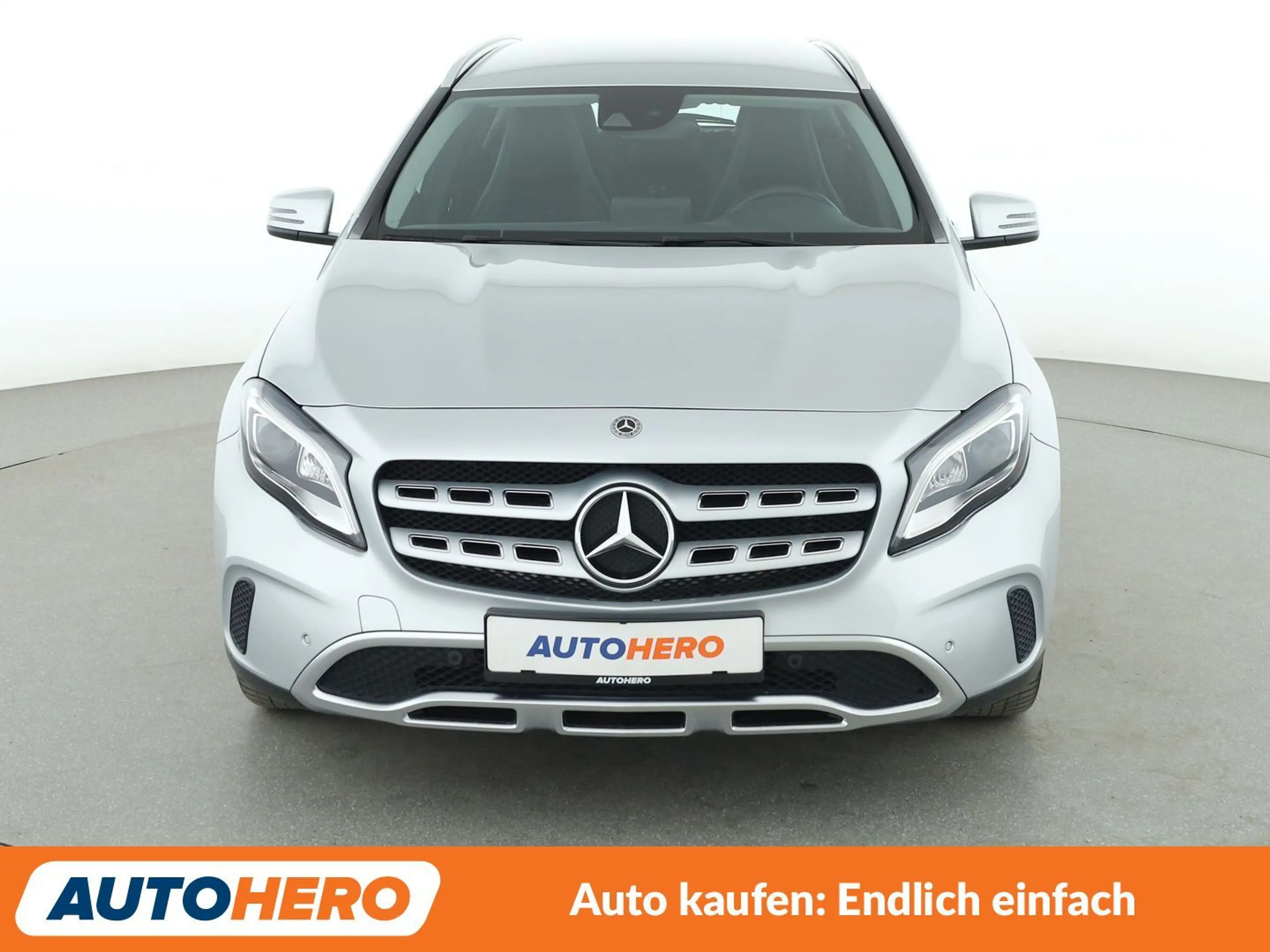 Mercedes-Benz GLA 180 Urban Aut.*LED*NAVI*TEMPO*CAM*PDC*SHZ*KLIMA* — photo 9