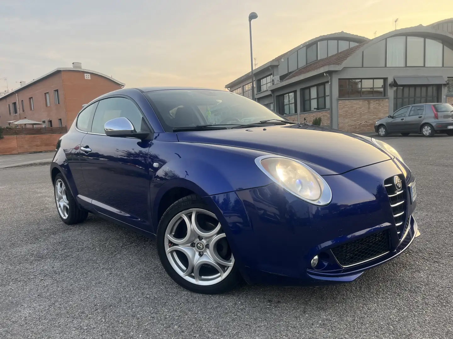 Alfa Romeo MiTo 1.6 jtdm Distinctive sport pack 120cv - 1