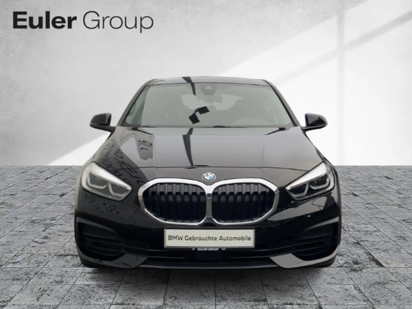 BMW 118 i 5-Türer LCProf LED El. Heckklappe SHZ DAB Schwarz - 2