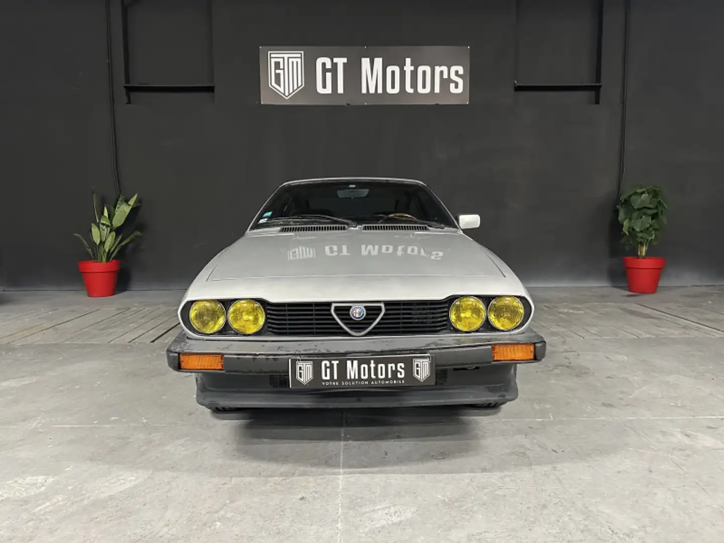 Alfa Romeo Alfetta GTV 2.0 ENTIEREMENT RESTAUREE Gris - 2