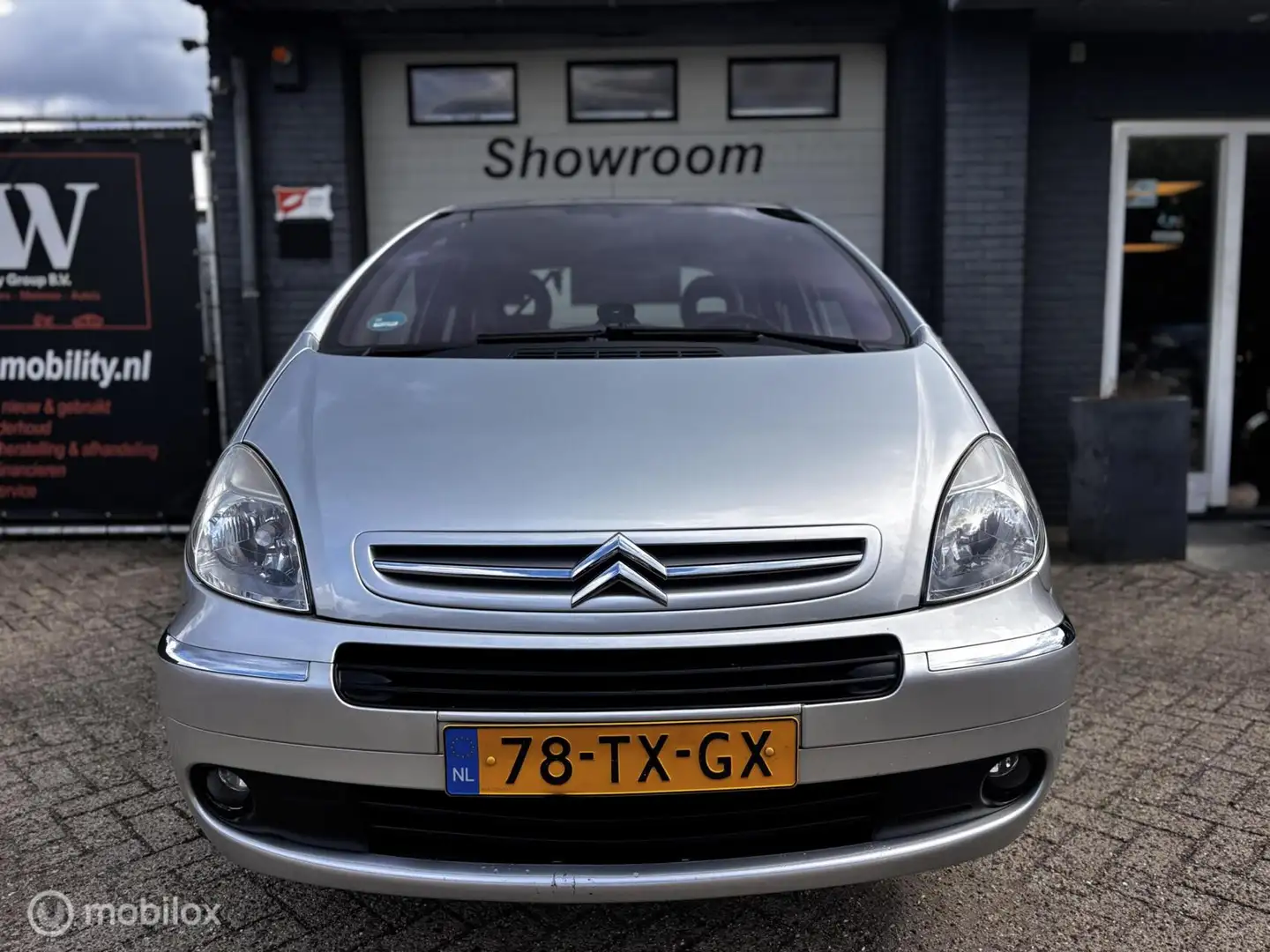 Citroen Xsara Picasso 1.6i-16V Caractère *NAP*A/C*TREKHAAK* Grau - 2