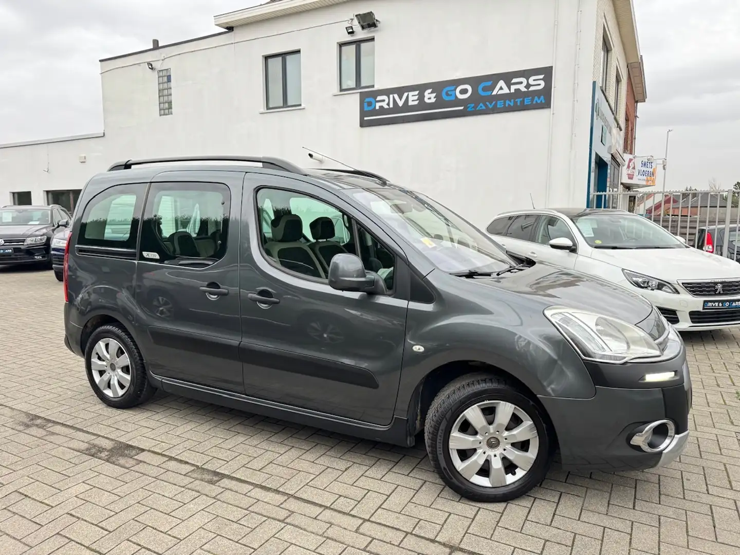Citroen Berlingo XTR Multispace 1.6 e-HDi ** 1 JAAR GARANTIE ** !! Gris - 1