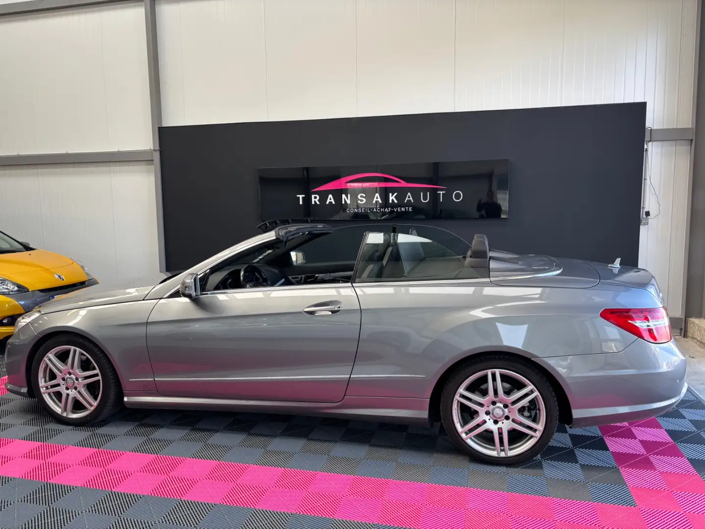 Mercedes-Benz E 350 Classe E Cabriolet 350 BlueTEC Executive A Grau - 2