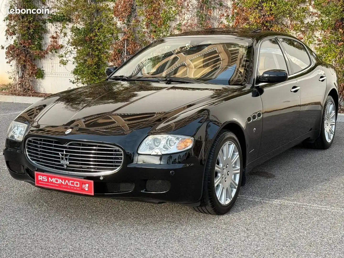 Maserati Quattroporte v 4.2 v8 400 executive gt f1 Schwarz - 1