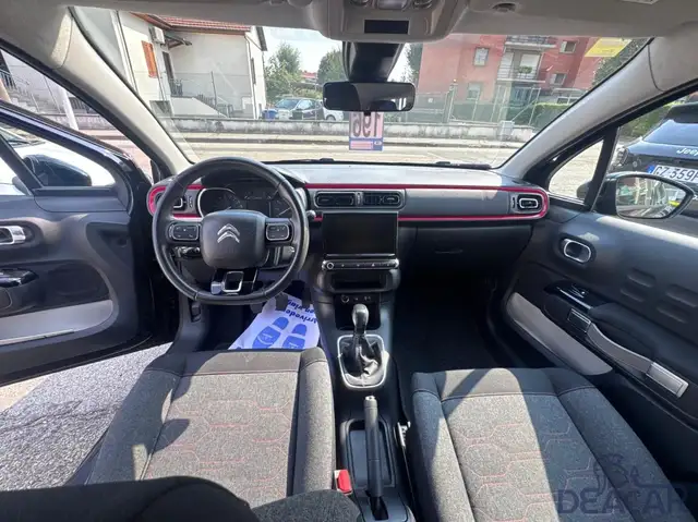 Citroen C3 view 11