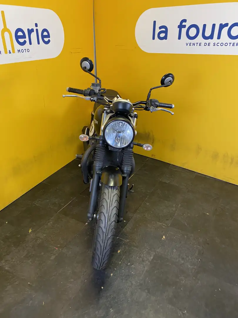 Triumph Street Twin Noir - 2