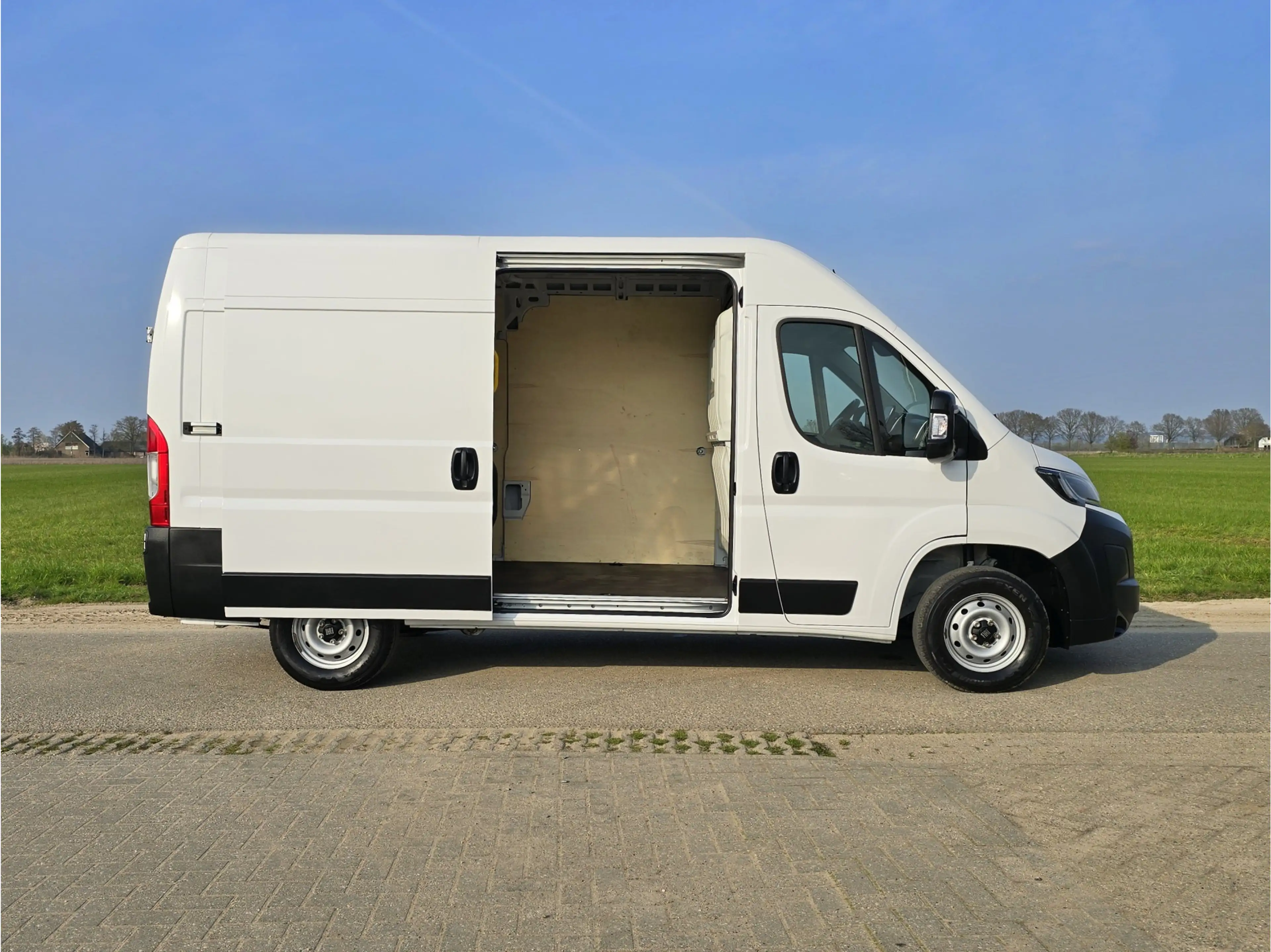 Fiat Ducato 35 2.2 MultiJet L2H2 - 140 Pk - Euro 6 - Groot Sch — photo 27