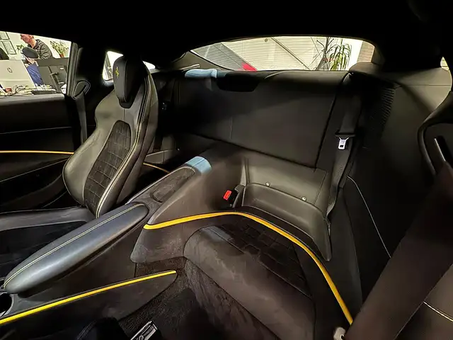 Ferrari Roma *BEIFAHRERDISPLAY*CARBON*ADAS Ansicht 19