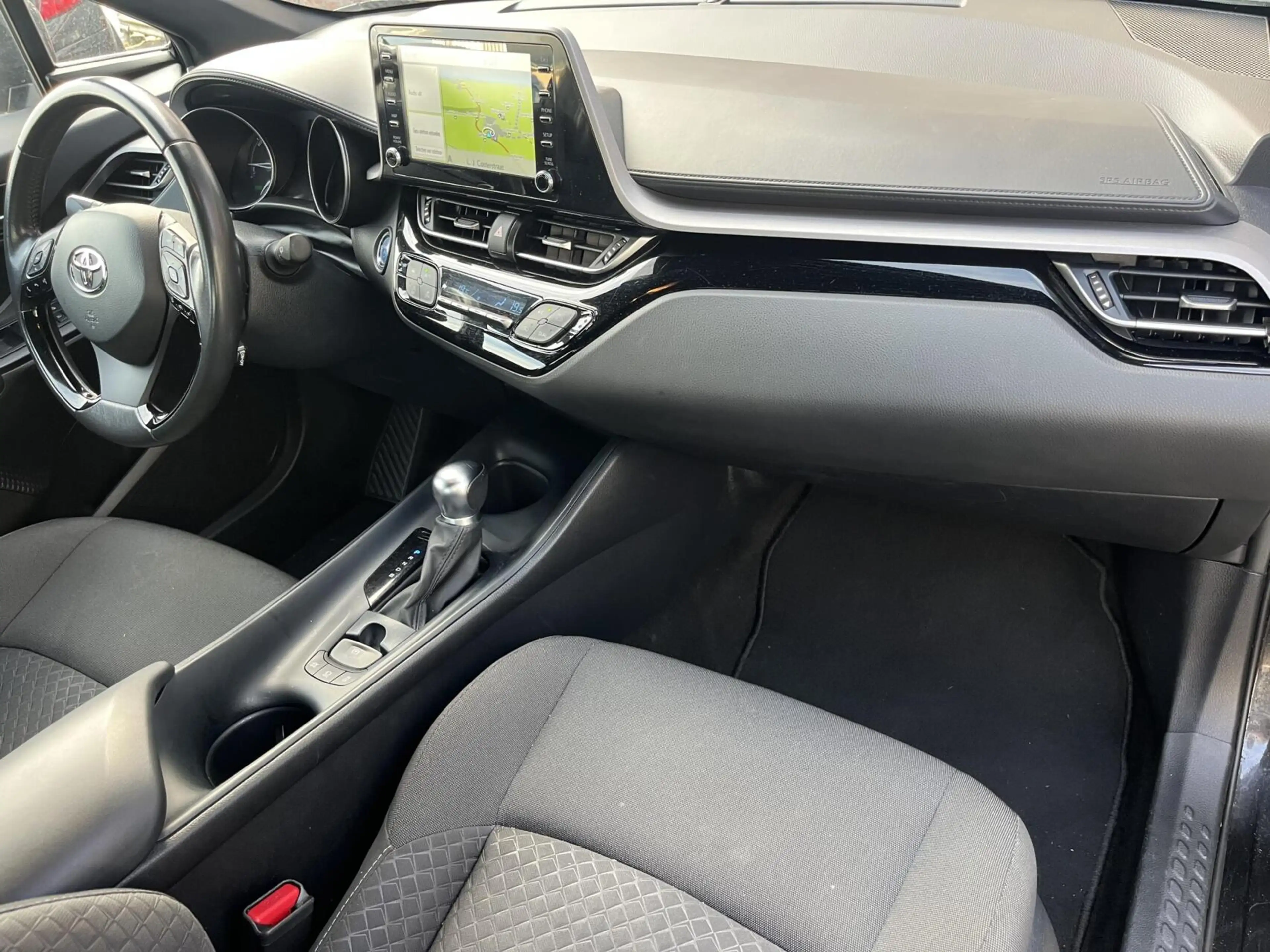 Toyota C-HR 1.8 Hybrid LED+CARPLAY+CAMERA+STOELVERW+DEALEROH — photo 2