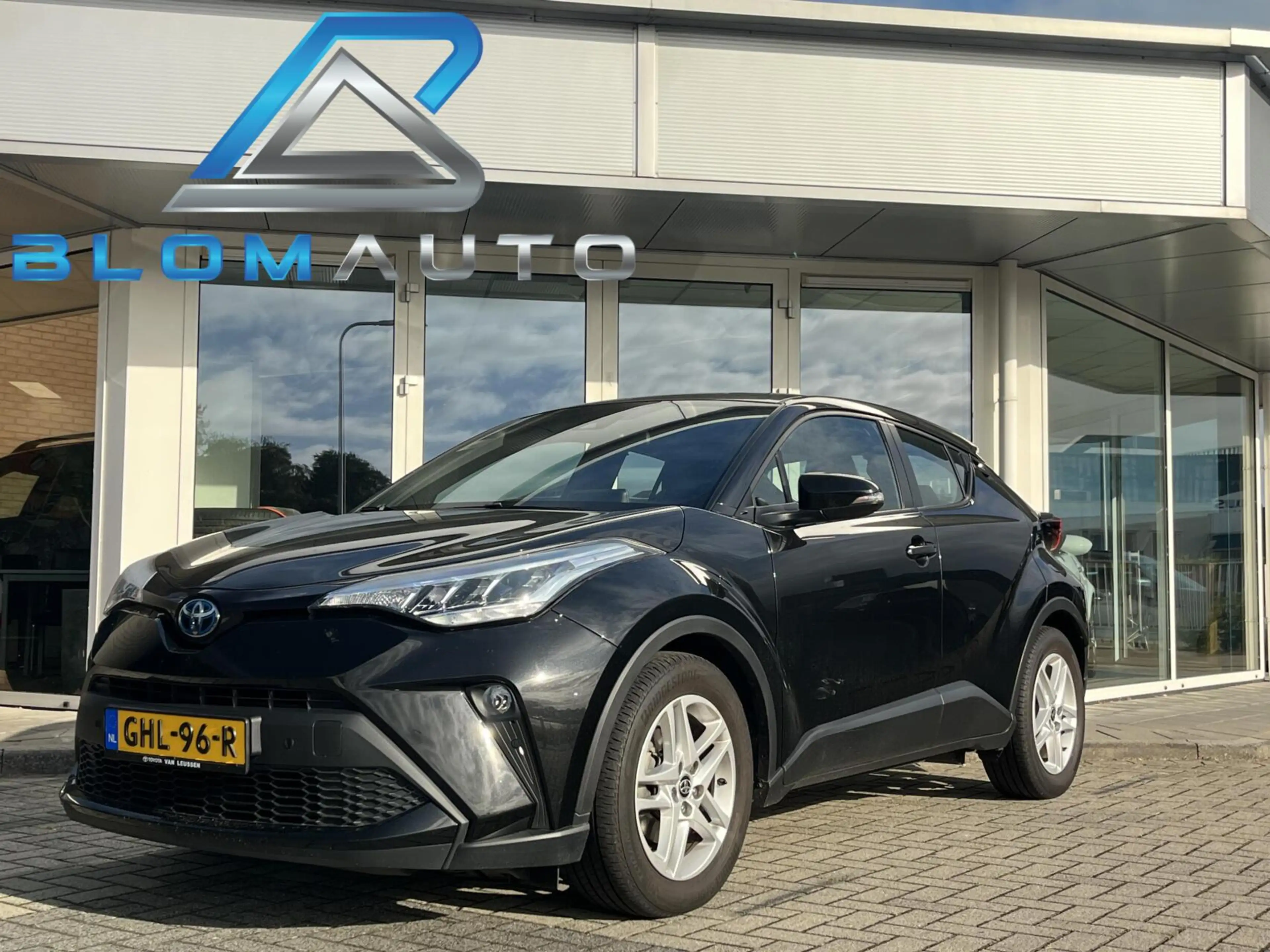 Toyota C-HR 1.8 Hybrid LED+CARPLAY+CAMERA+STOELVERW+DEALEROH