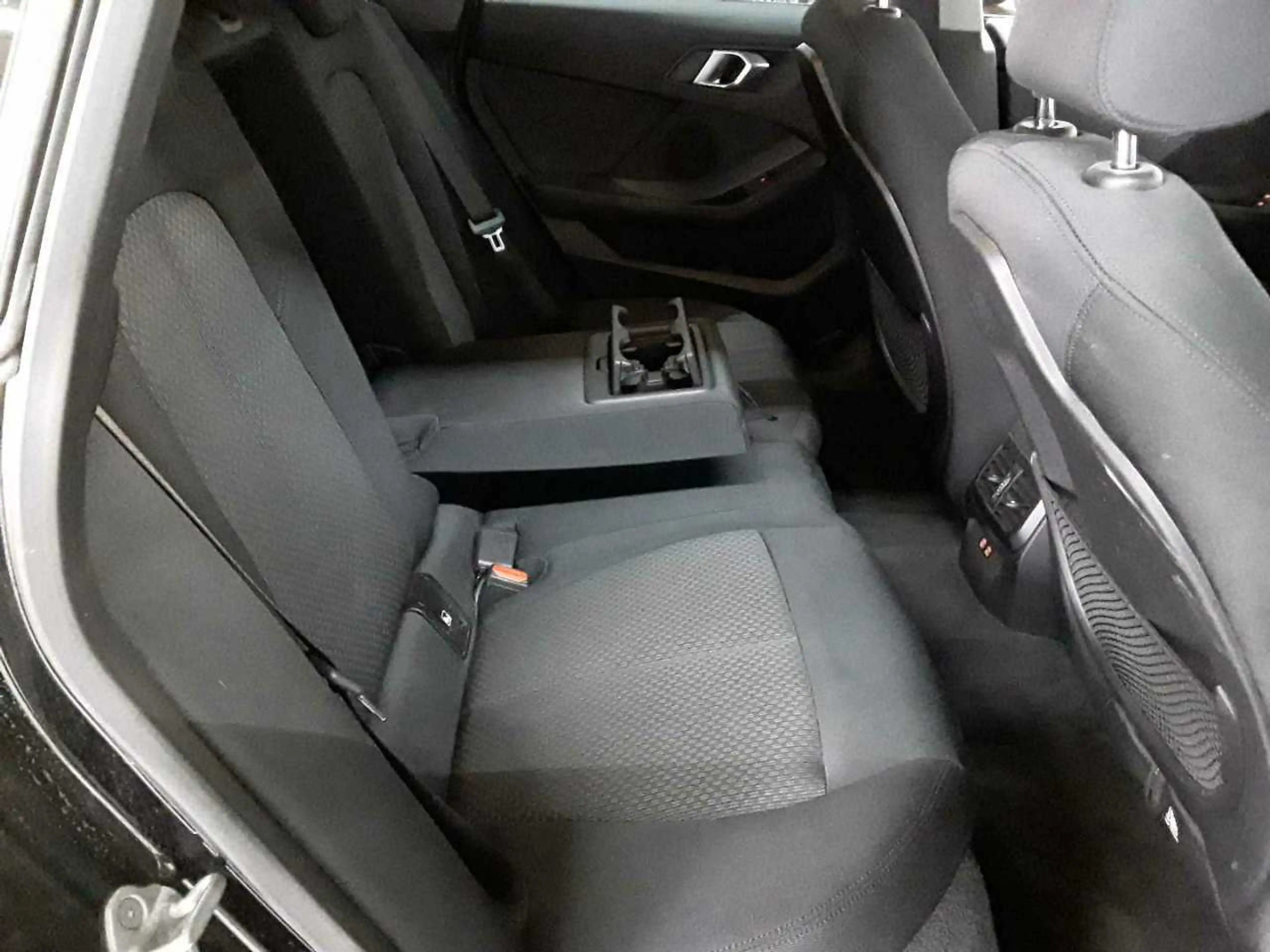 BMW 216 216d Gran Coupe  Aut. Advantage Navi GD AHK — photo 11