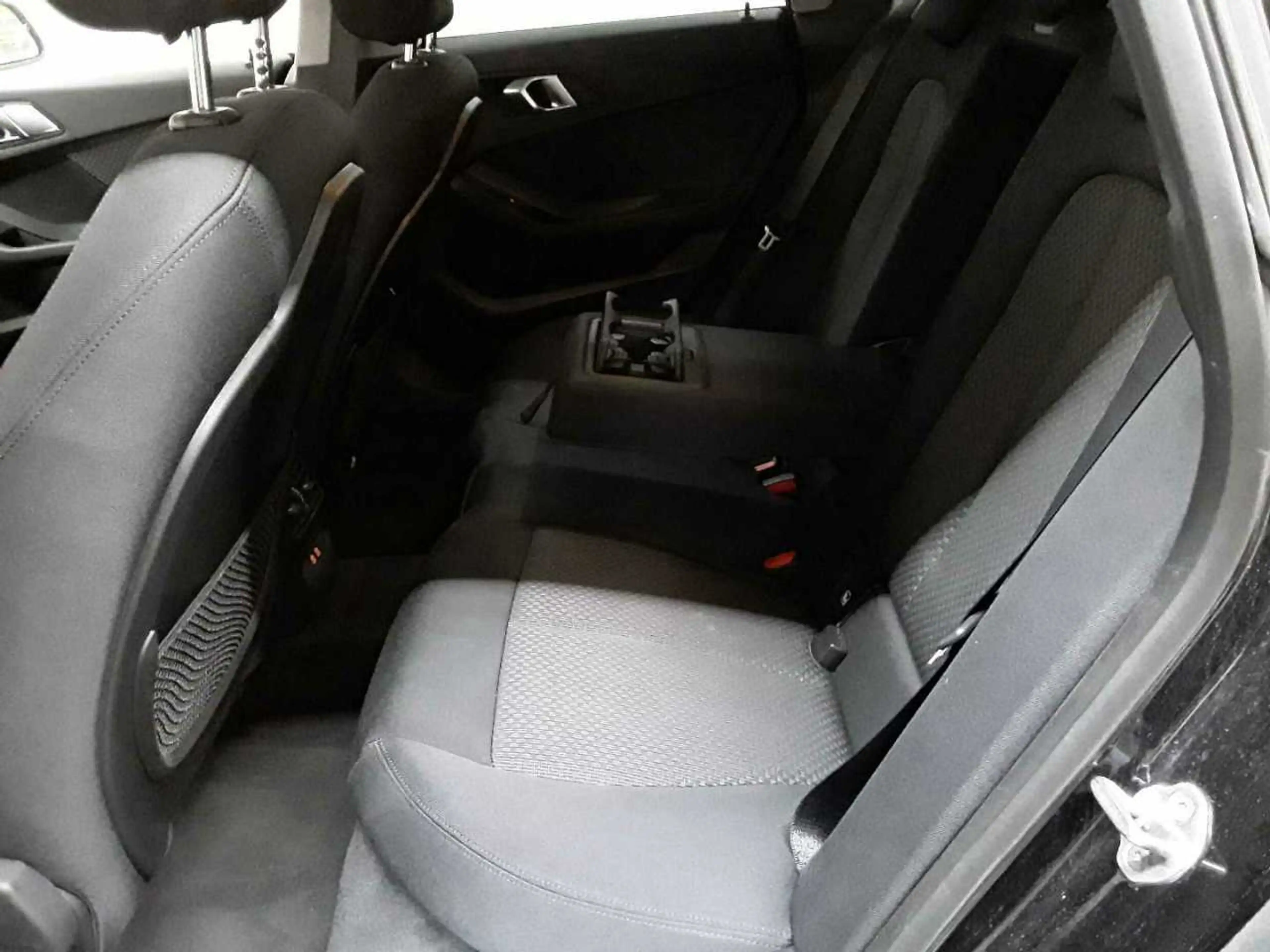 BMW 216 216d Gran Coupe  Aut. Advantage Navi GD AHK — photo 7