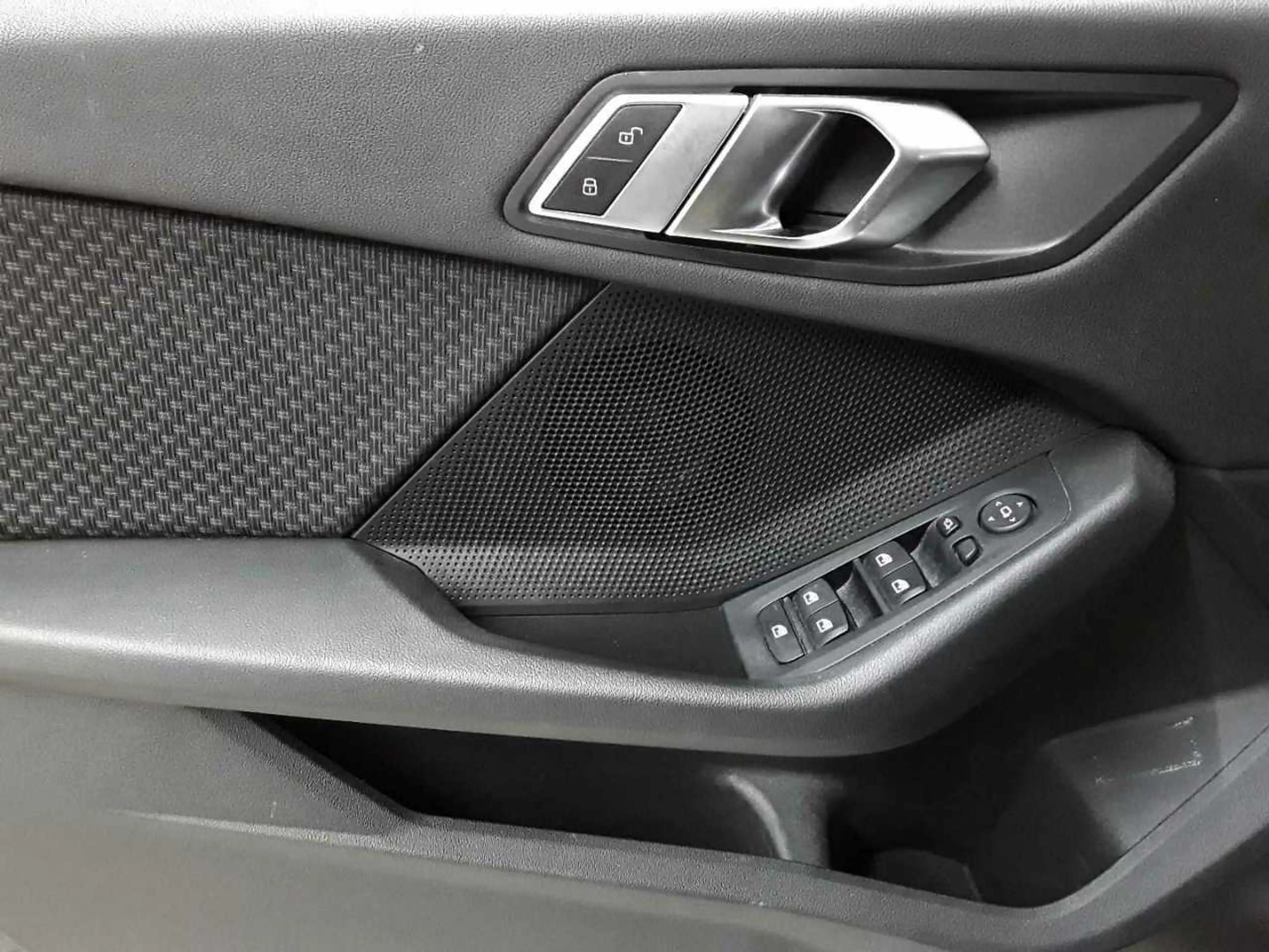 BMW 216 216d Gran Coupe  Aut. Advantage Navi GD AHK — photo 4