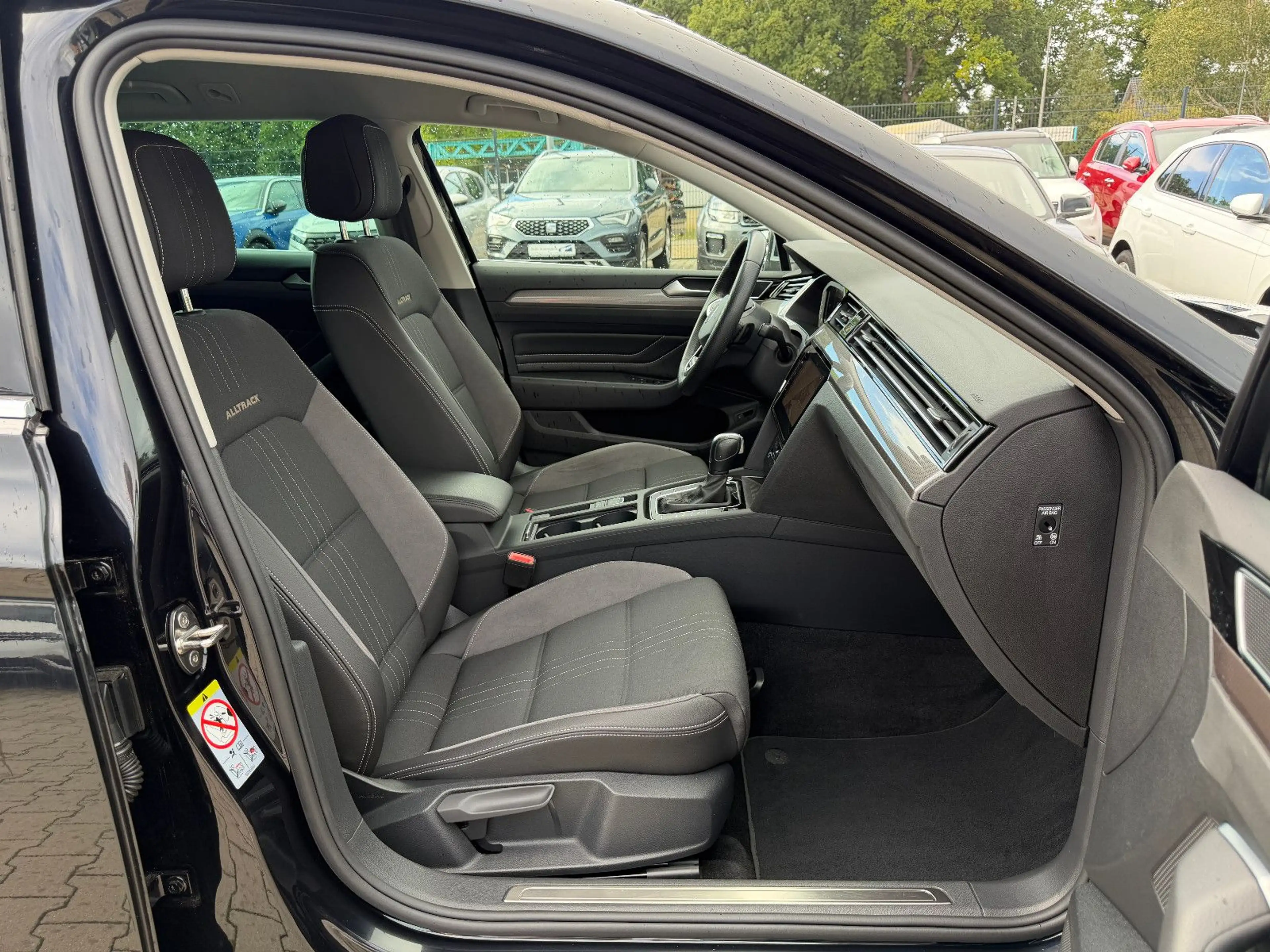 Volkswagen Passat Alltrack 4Motion 2.0 Aut. Assi Kamera LED — photo 11