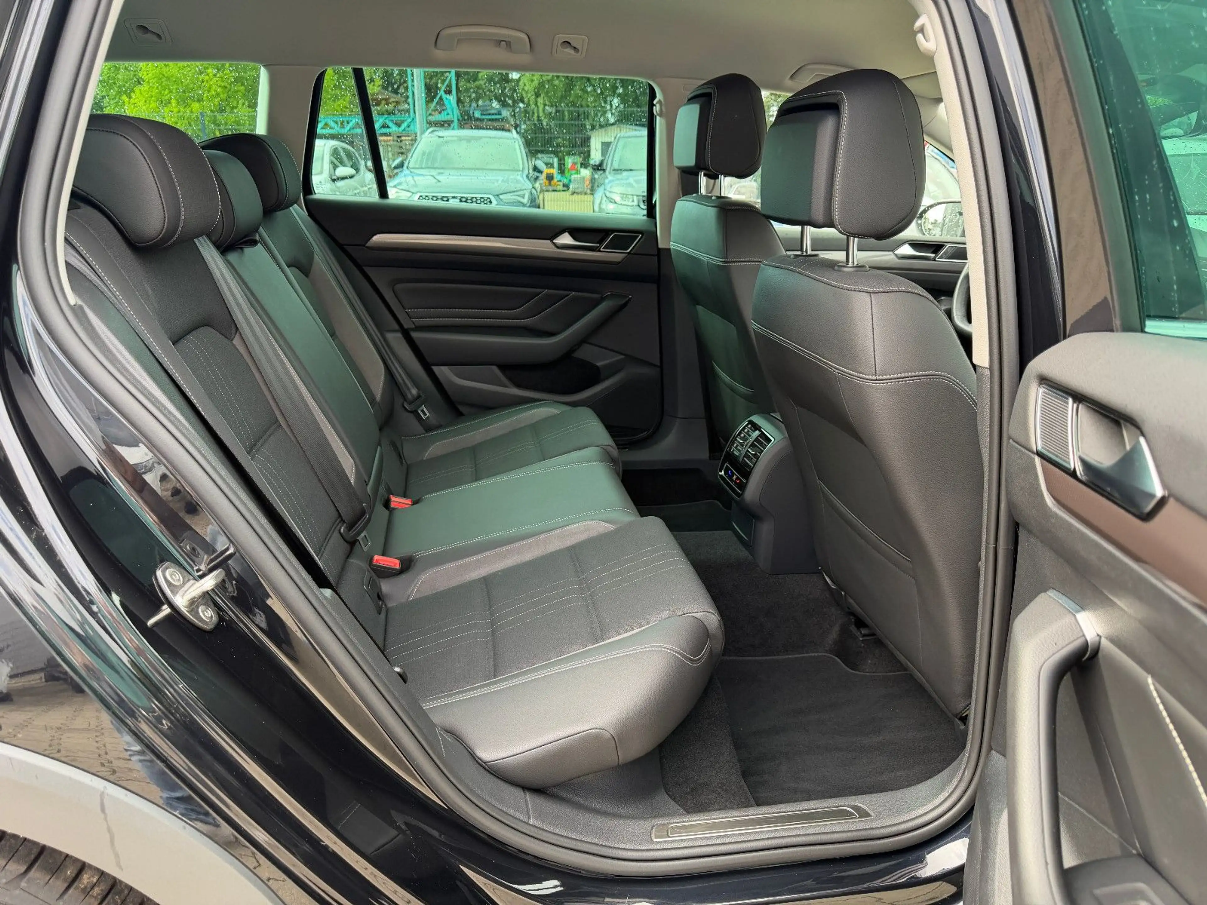 Volkswagen Passat Alltrack 4Motion 2.0 Aut. Assi Kamera LED — photo 12