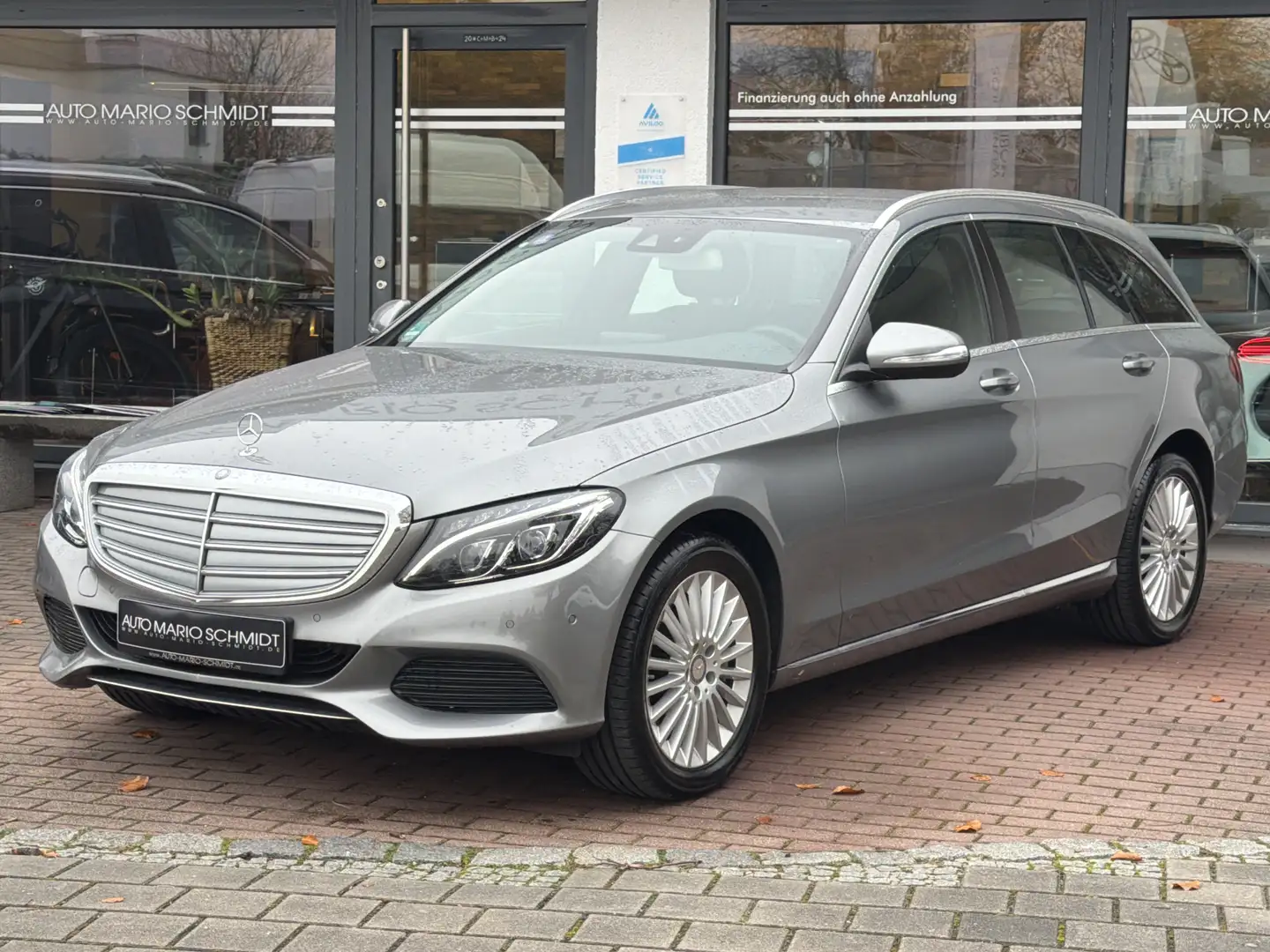 Mercedes-Benz C 250 T CGI Exclusiv Navi*T-Leder*LED*Sport-FWK* Grau - 1