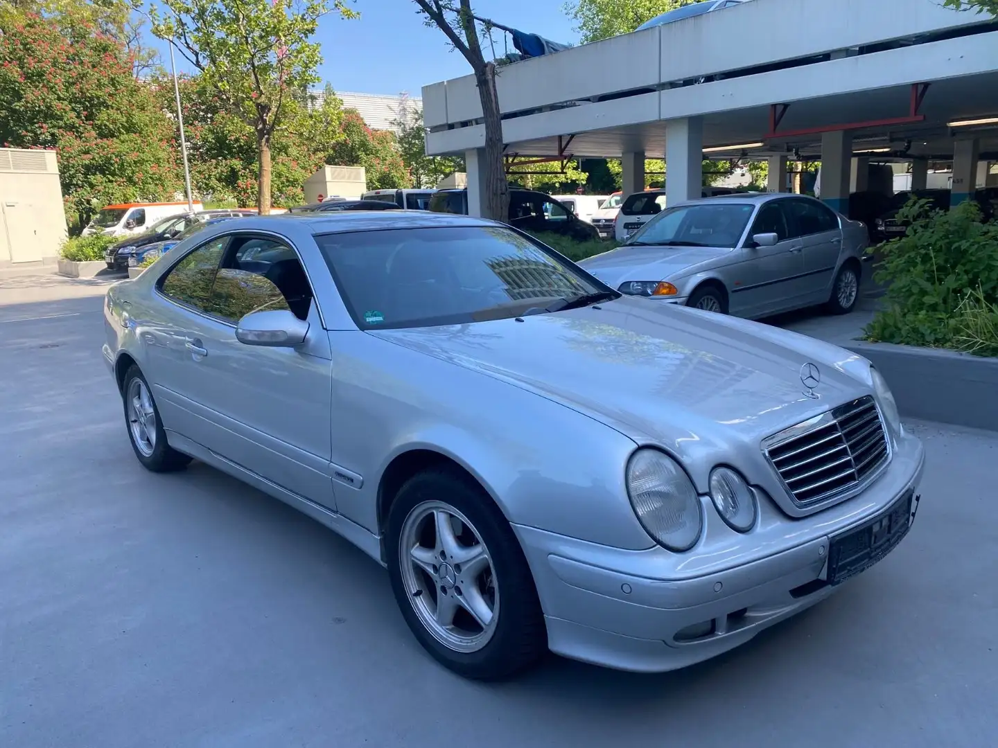 Mercedes-Benz CLK 320 ELEGANCE Vollaustatung Automatik Grigio - 2