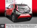 Toyota Aygo X 1.0 Teamplayer Rouge - thumbnail 2