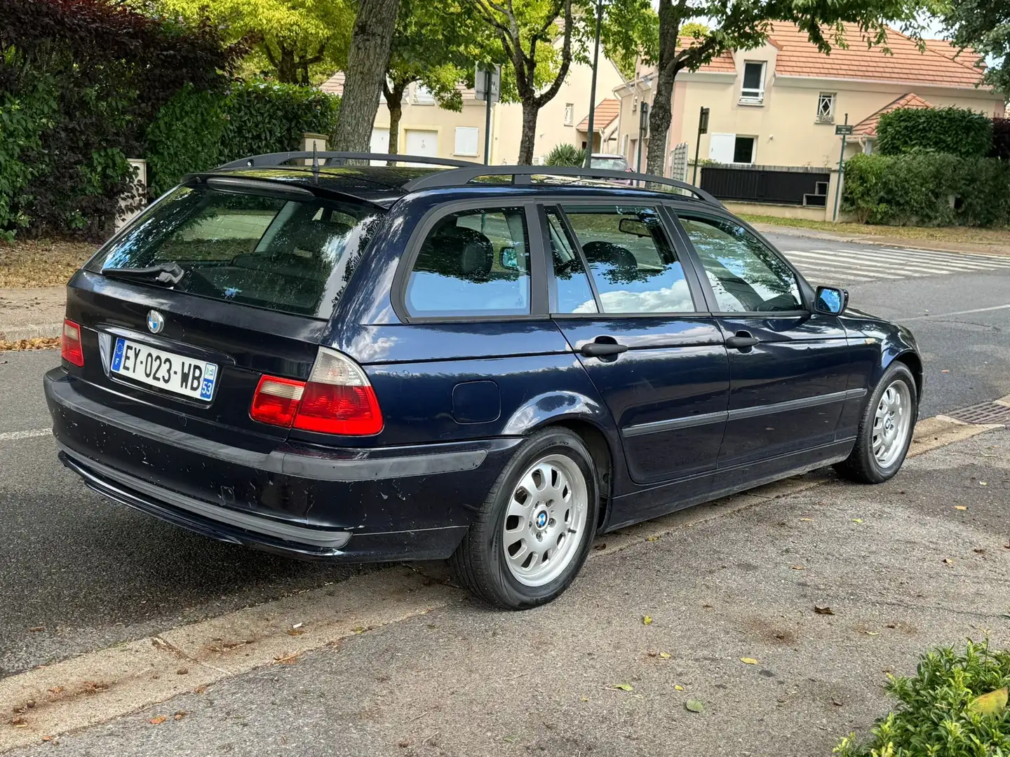 BMW 320 Touring 320d Preference Business A - 2