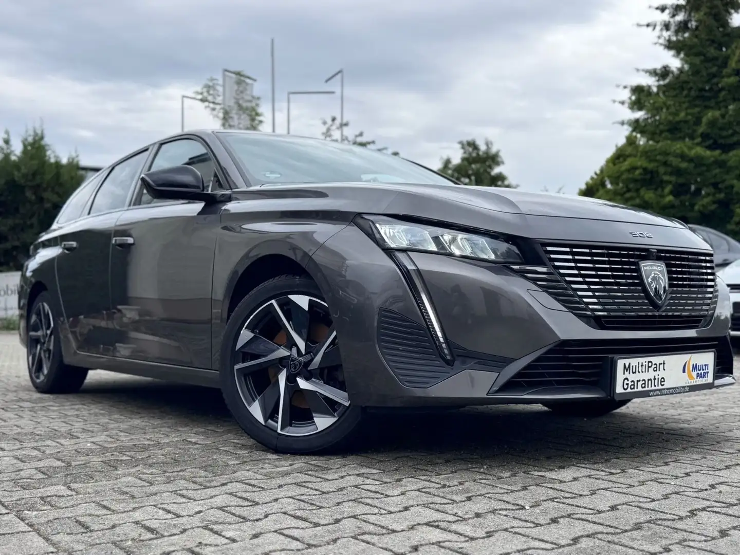 Peugeot 308 SW 1,5 Blue-HDI "Allure Pack Grau - 2