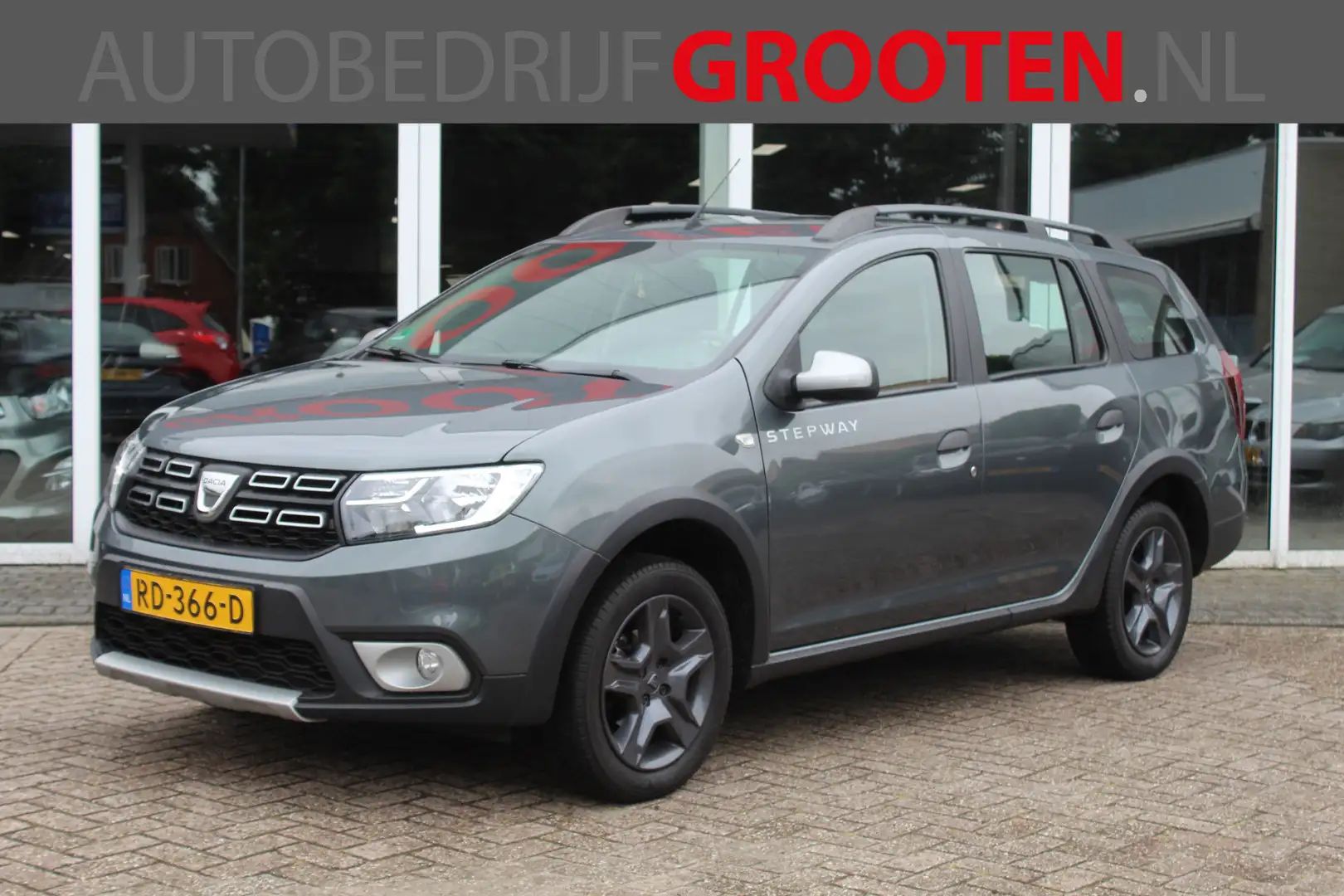 Dacia Logan MCV 0.9 TCe Stepway//Automaat//Navi//Camera!! Grijs - 1