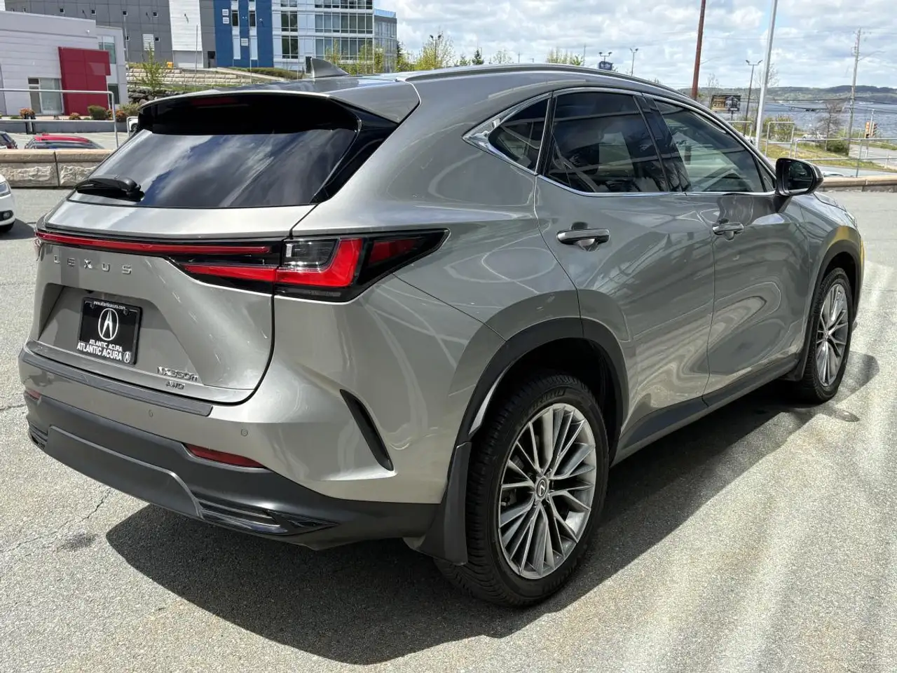 Lexus NX снимка Lexus NX