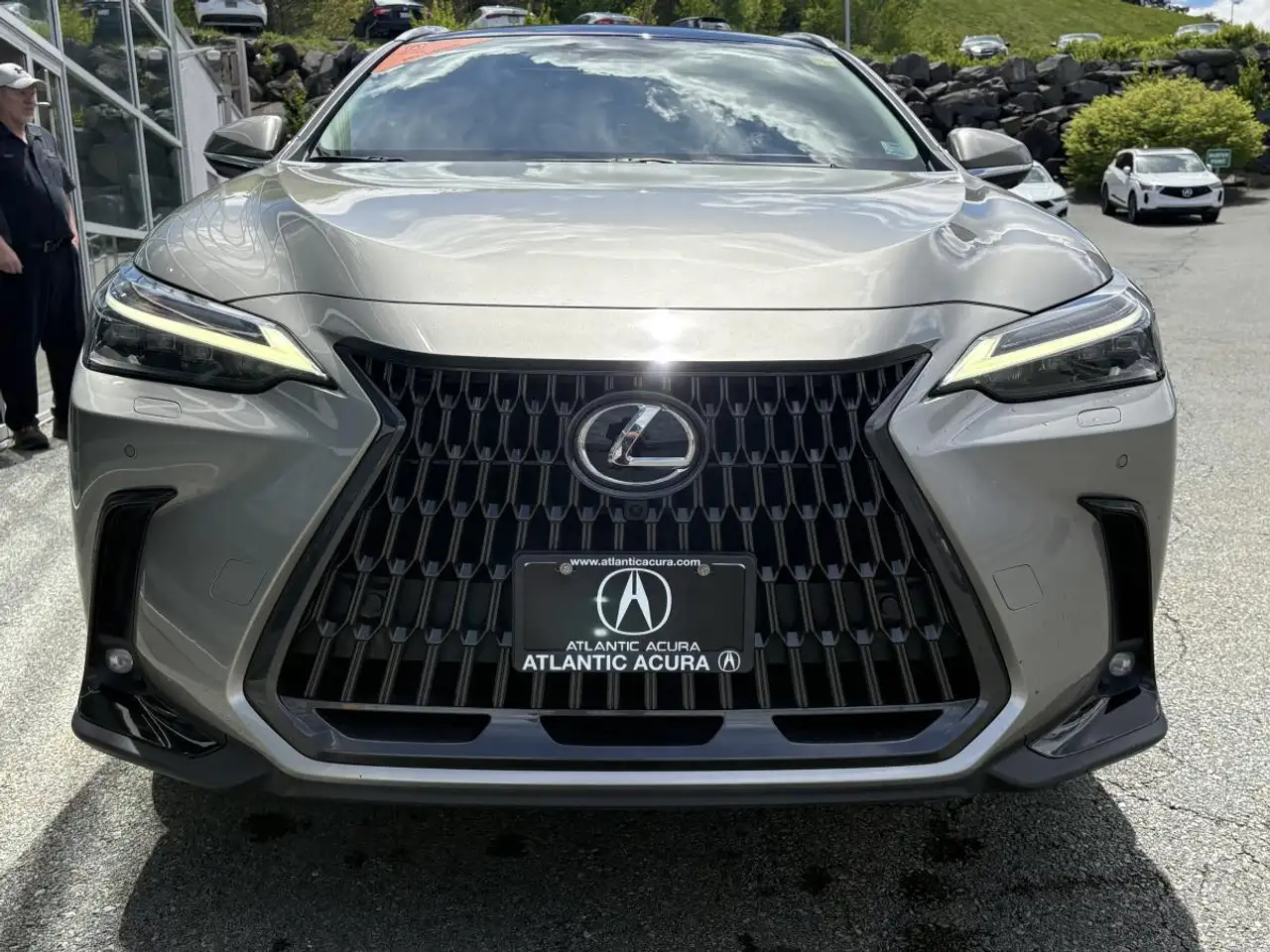 Lexus NX снимка Lexus NX