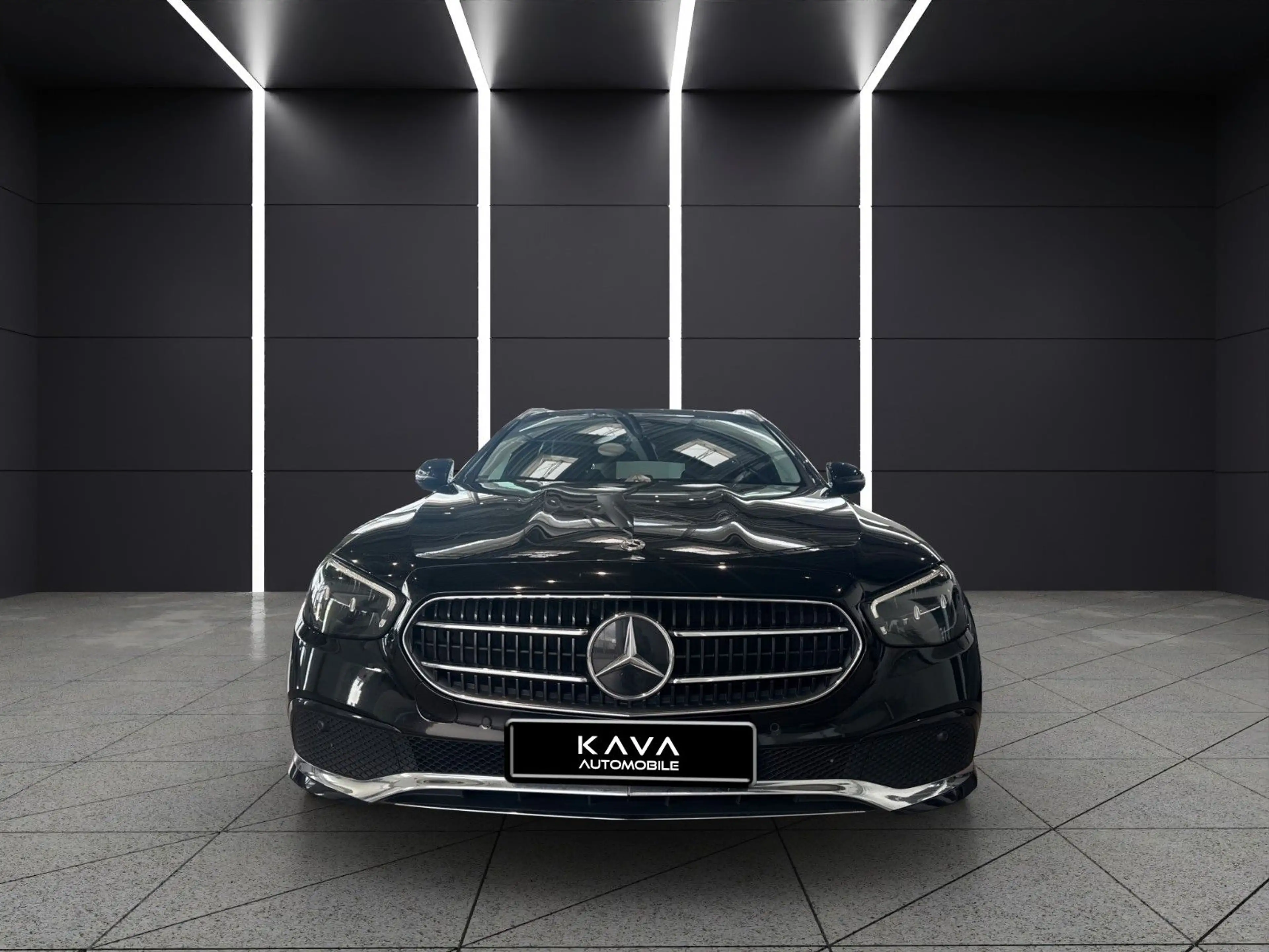 Mercedes-Benz E 200 E200 Avantgarde*Widescreen*MBUX*SHZ*KAM*DAB — photo 2