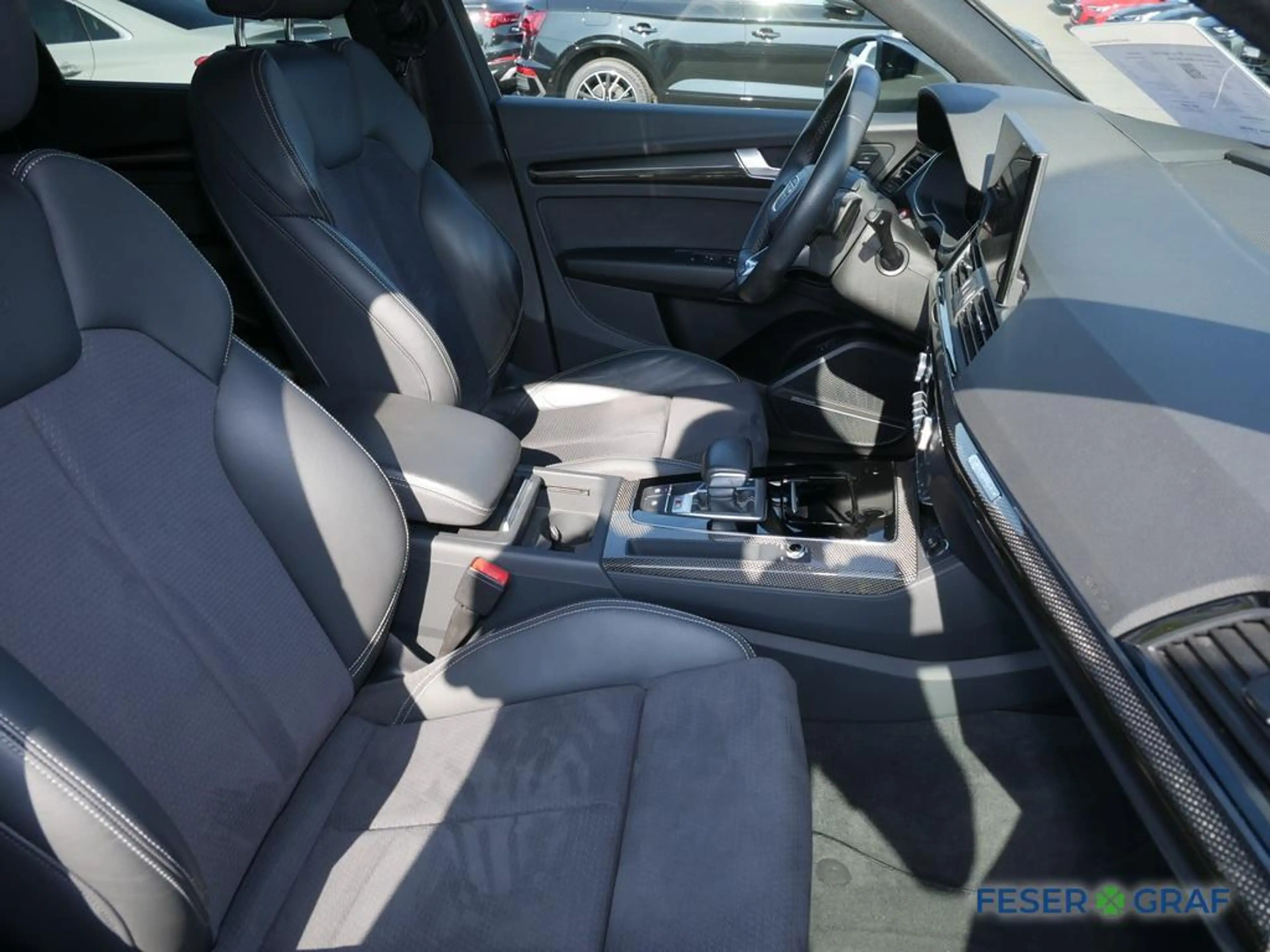 Audi SQ5 3.0 TDI qu. B&O HuD Matrix Navi RüKa Standh. — photo 5