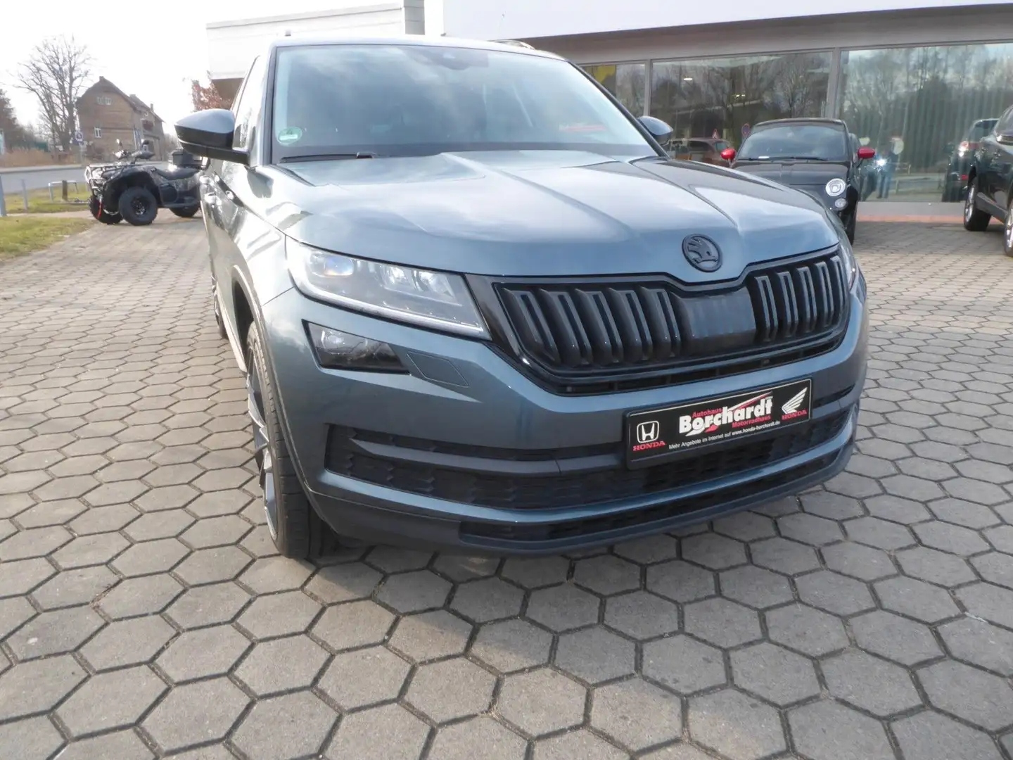 Skoda Kodiaq Style, LED, ACC, Rückfahrkamera, 230V Grigio - 1