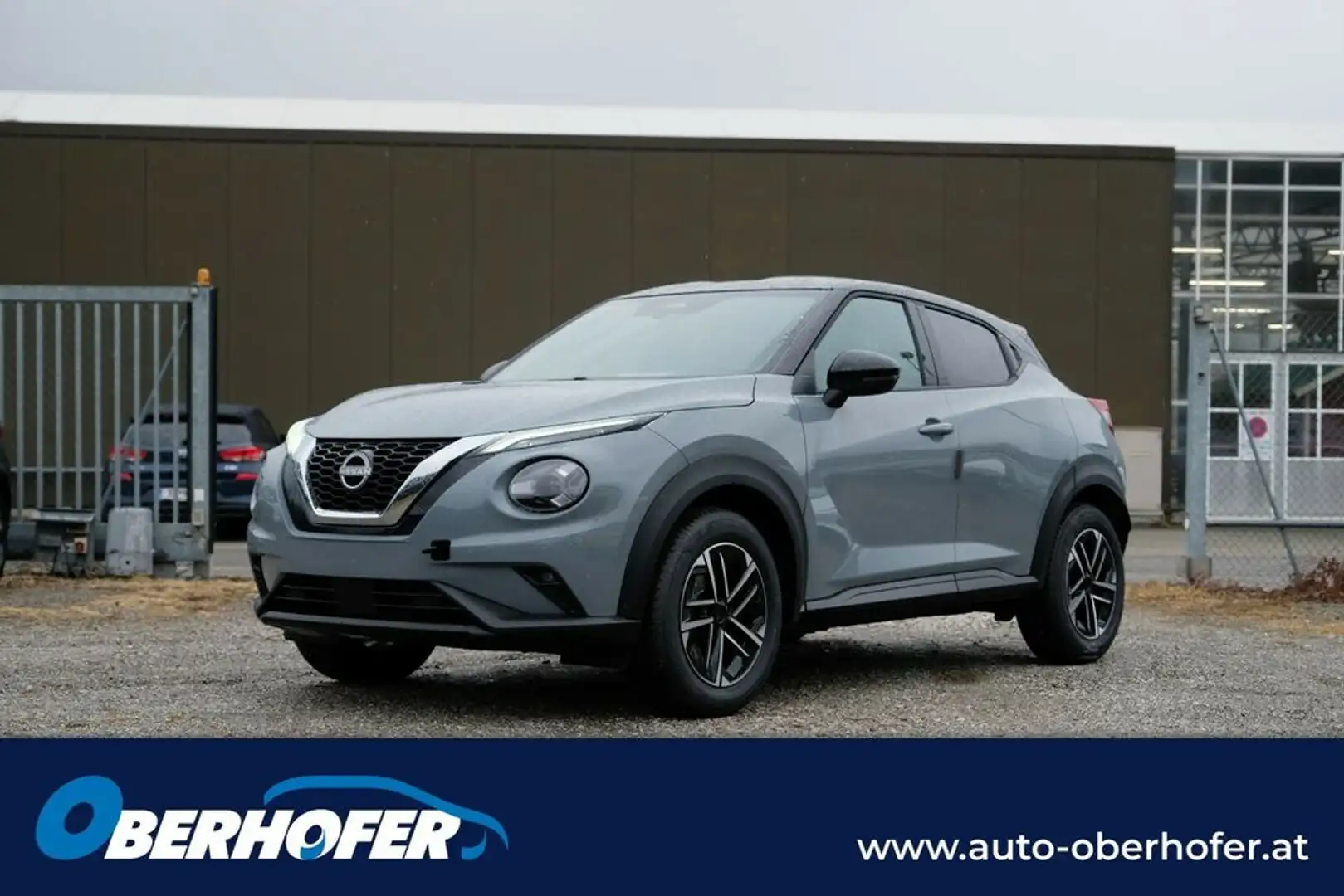 Nissan Juke 1,0 DIG-T N-Connecta+ Automatik Grau - 1