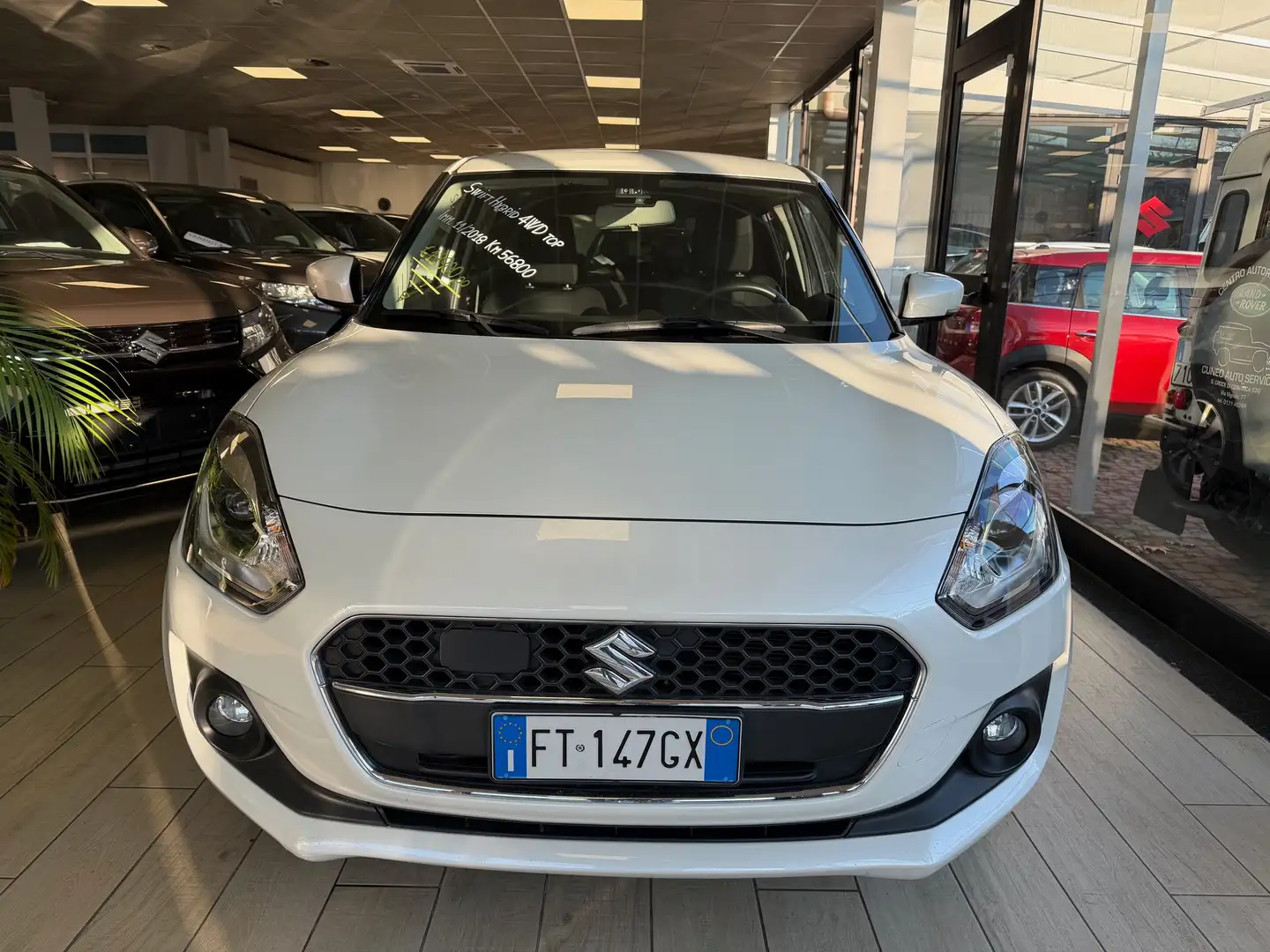 Suzuki Swift Swift VI 2017 1.2h Top allgrip 4wd my19 Bianco - 2