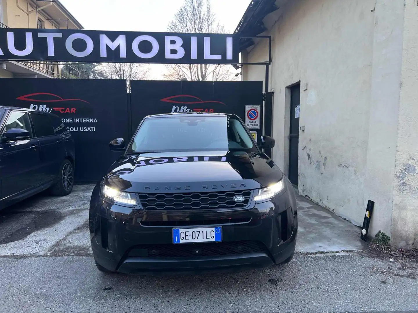 Land Rover Range Rover Evoque 2.0D I4 mhev 163 CV AWD Auto Noir - 2