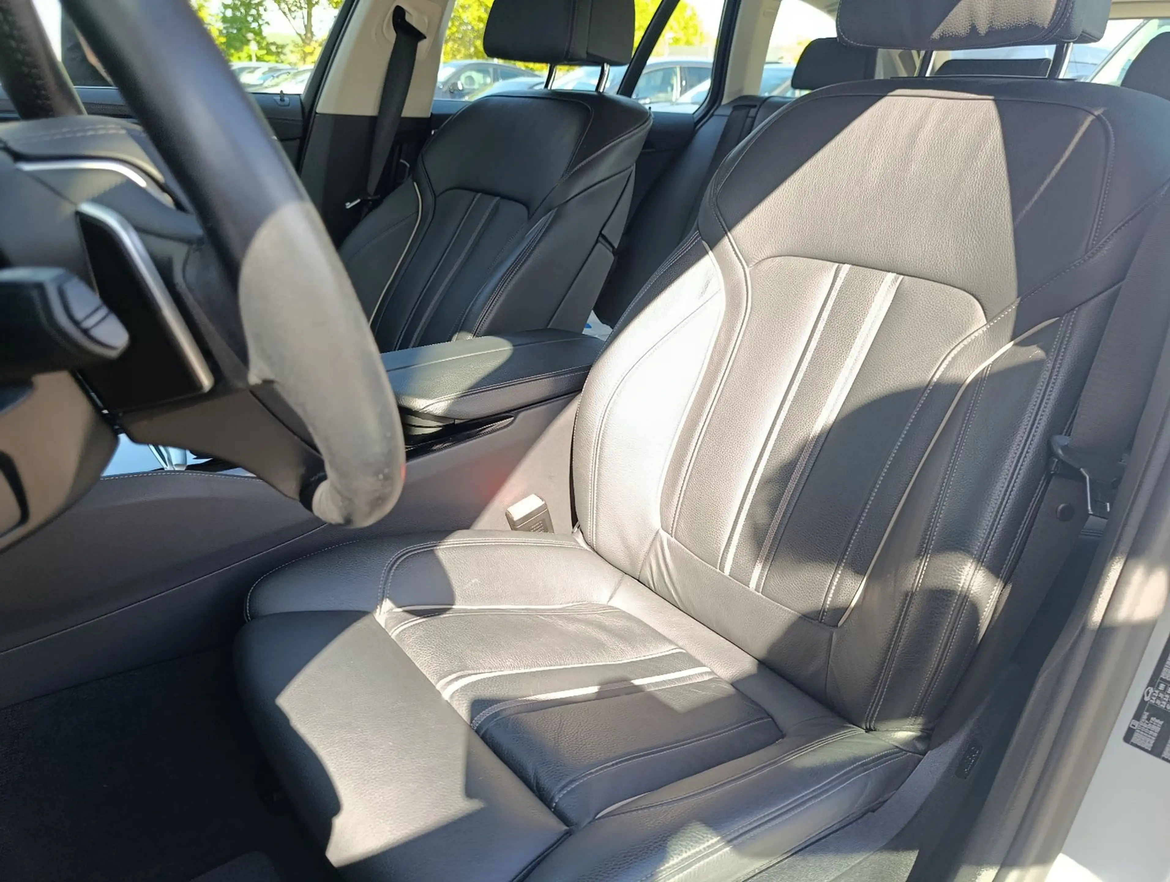 BMW 530 d Touring Luxury Line Panorama Standheizung — photo 15