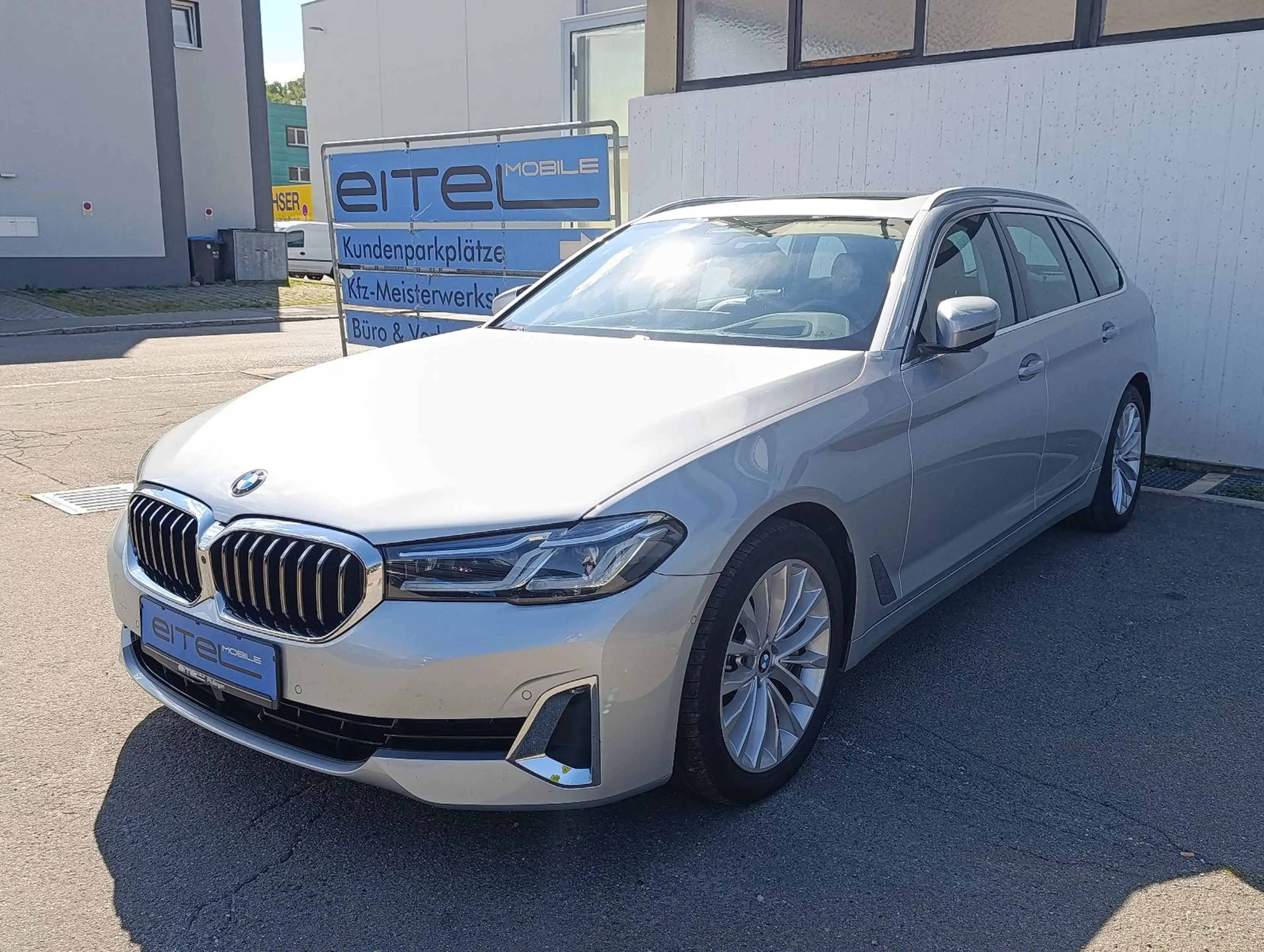 BMW 530 d Touring Luxury Line Panorama Standheizung