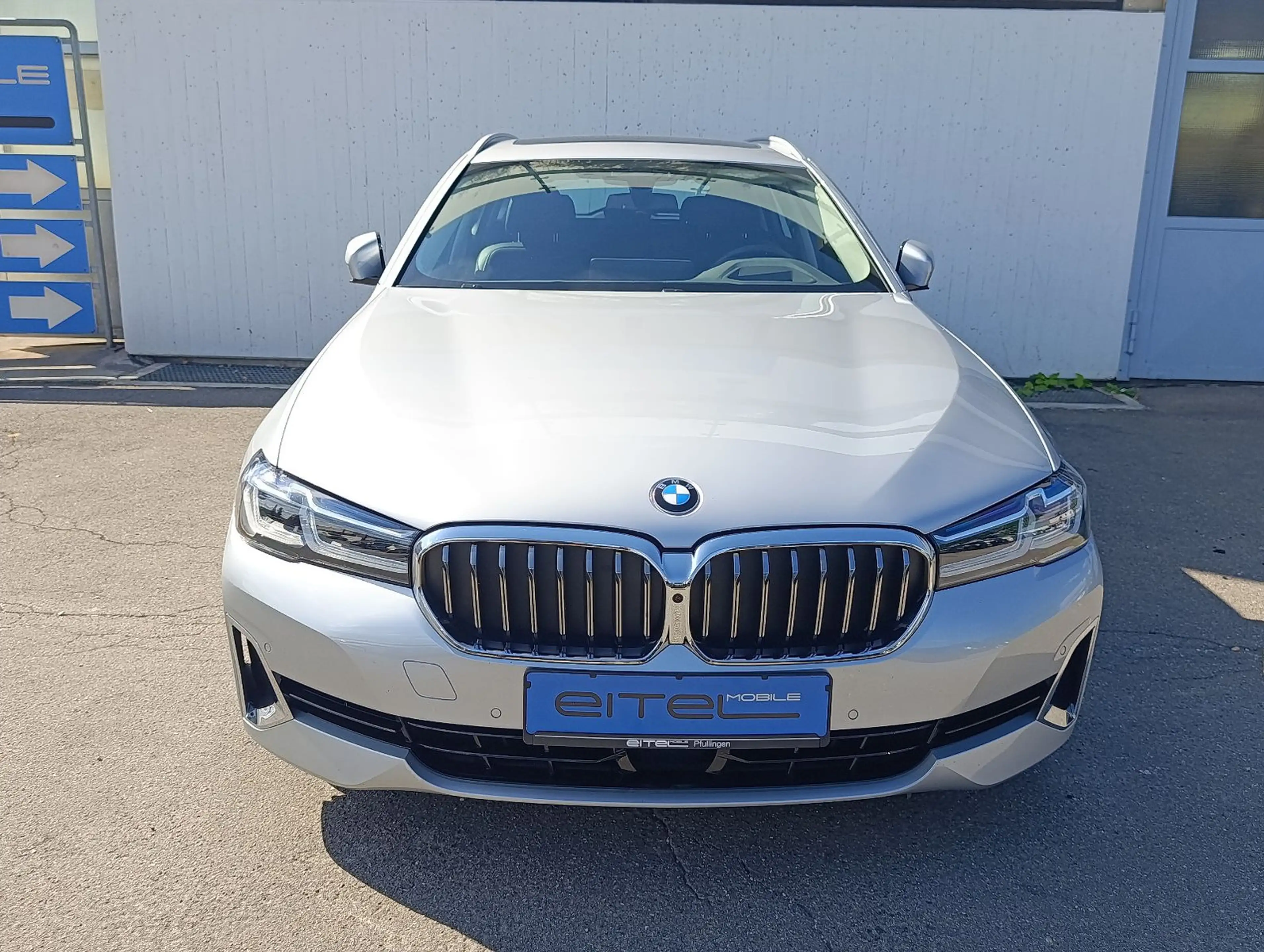BMW 530 d Touring Luxury Line Panorama Standheizung — photo 5