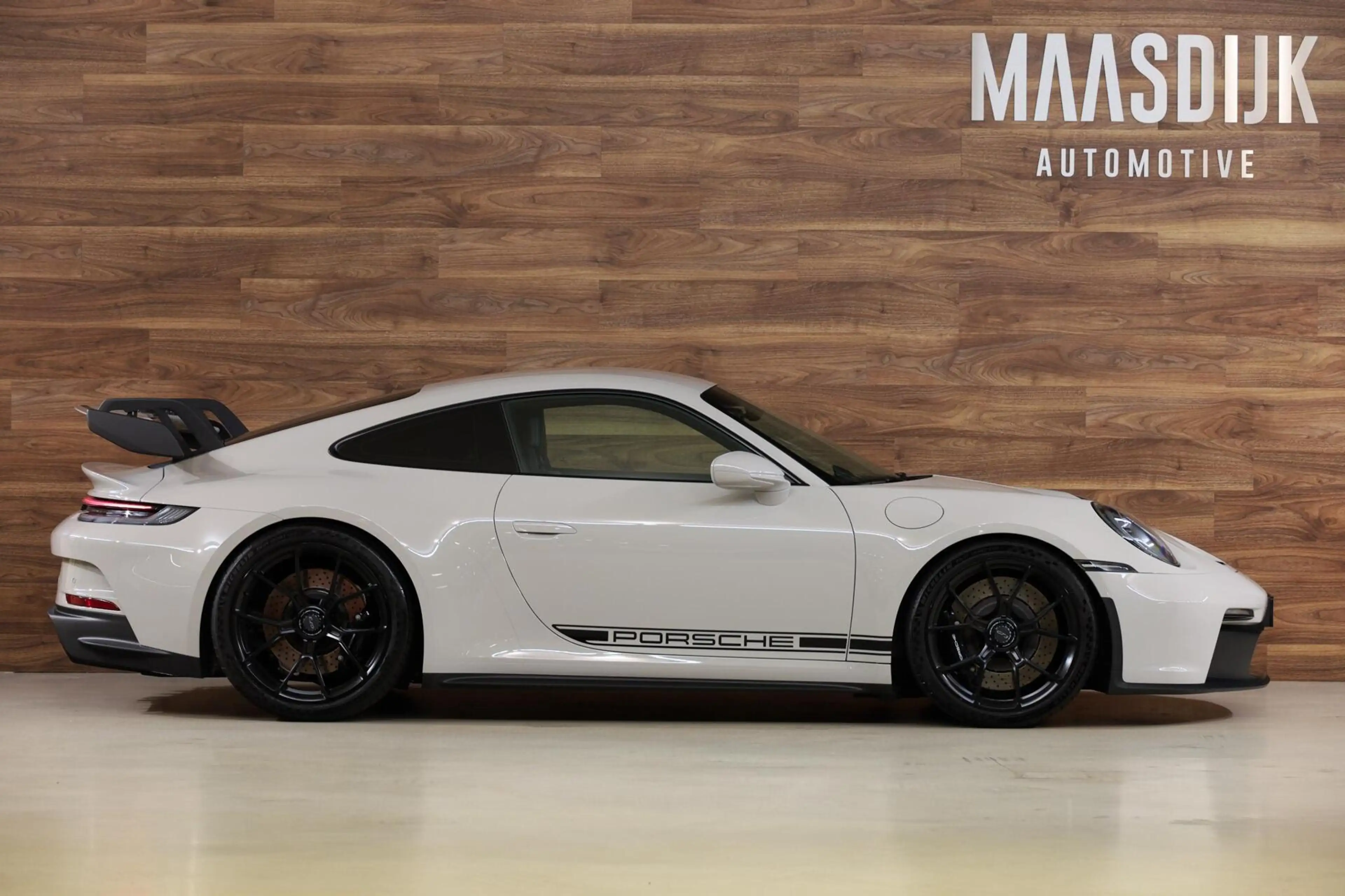 Porsche 992 4.0 GT3 — photo 6