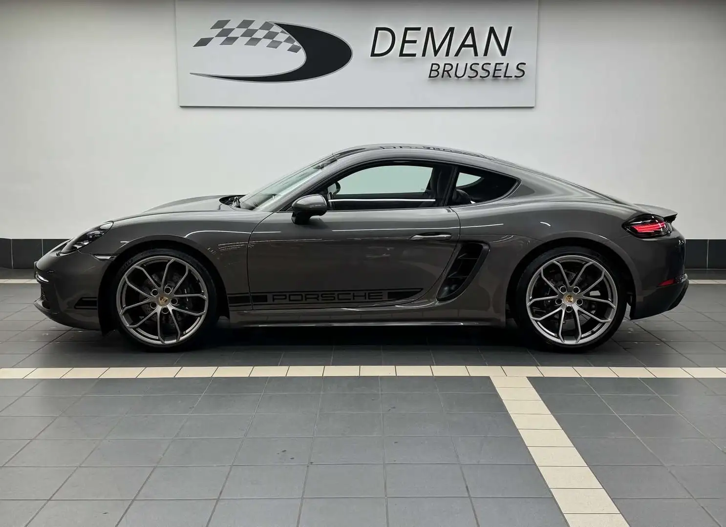 Porsche 718 718 Cayman * Style Edition * PDK * Pack Carbone Gris - 2