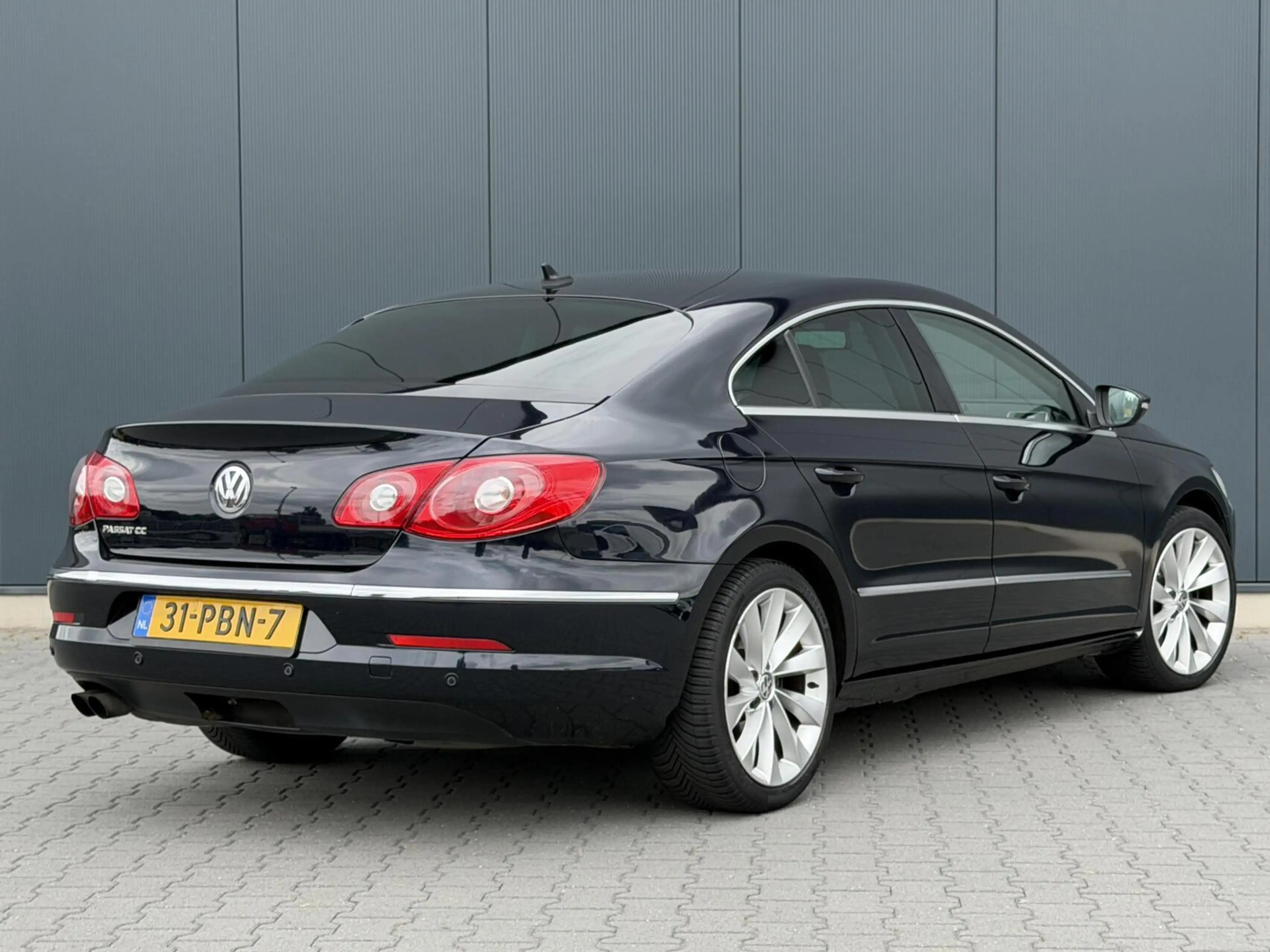 Volkswagen Passat CC 1.8 TSI Leder - Xenon - Dealer Onderhouden - 3e Ei — photo 4