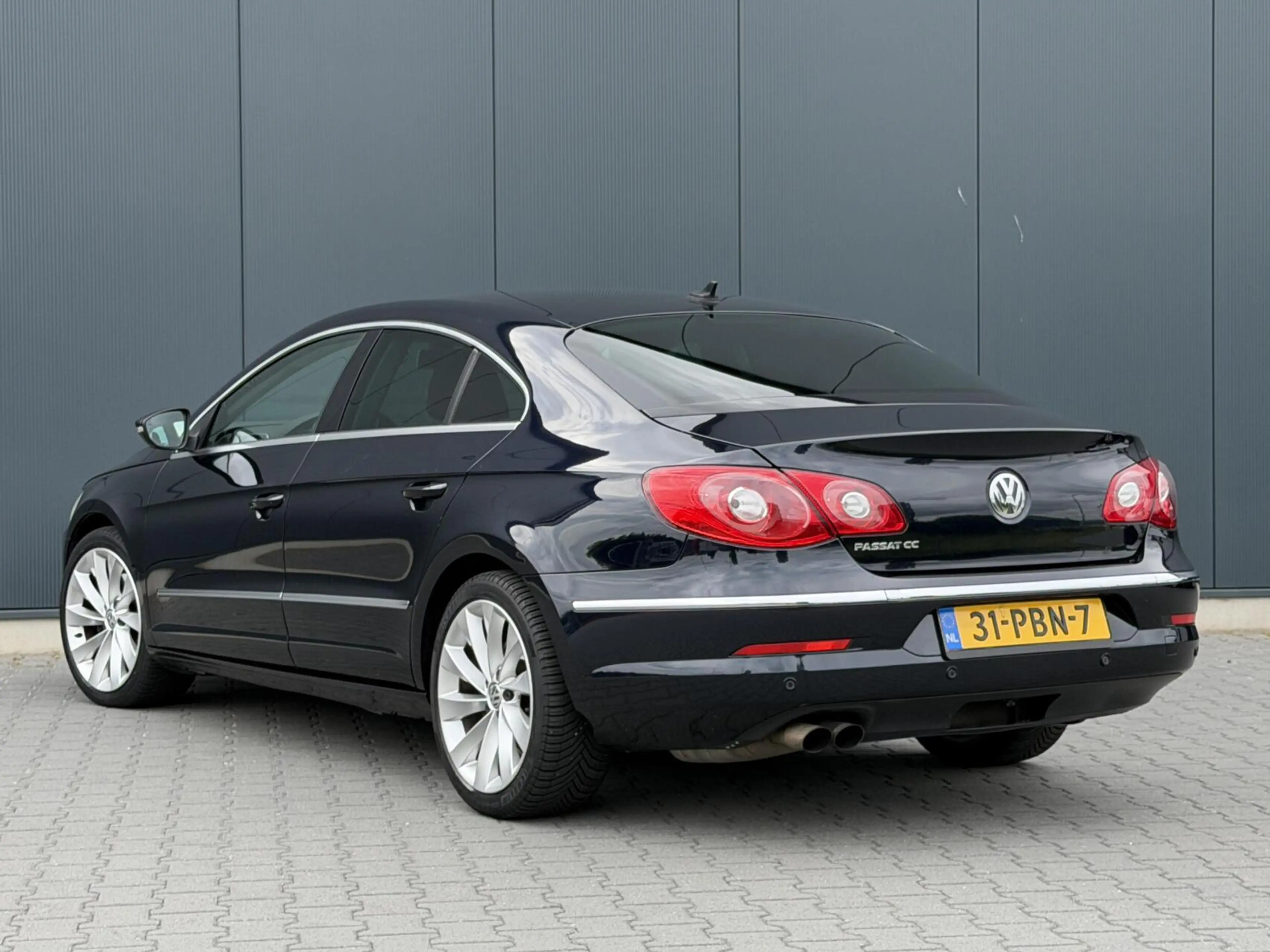 Volkswagen Passat CC 1.8 TSI Leder - Xenon - Dealer Onderhouden - 3e Ei — photo 3