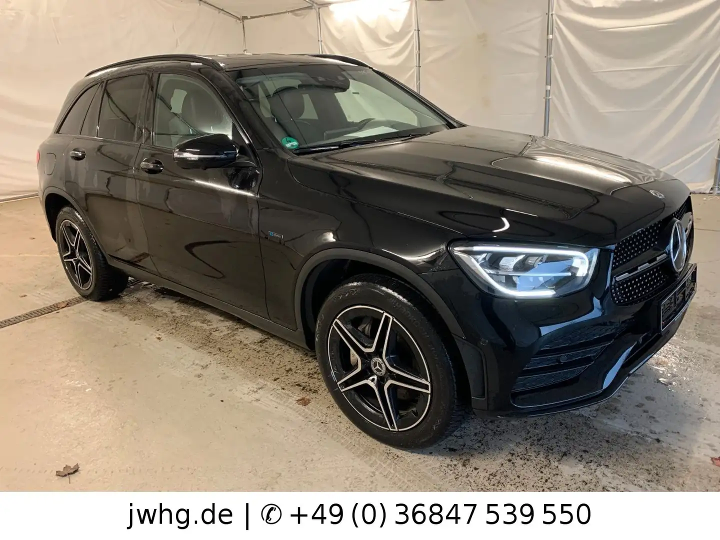 Mercedes-Benz GLC 300 e 4Matic AMG Line Distronic|360|Virtual Schwarz - 2