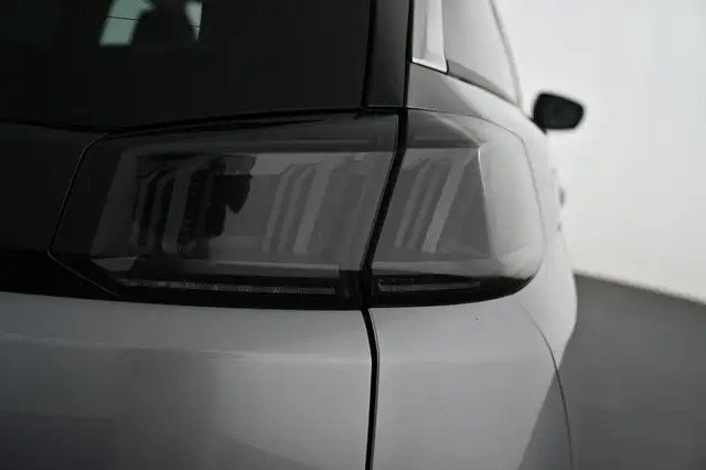 Peugeot 5008 view 14