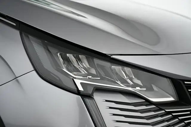 Peugeot 5008 view 15