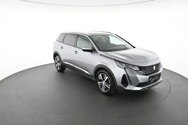 Peugeot 5008 view 10