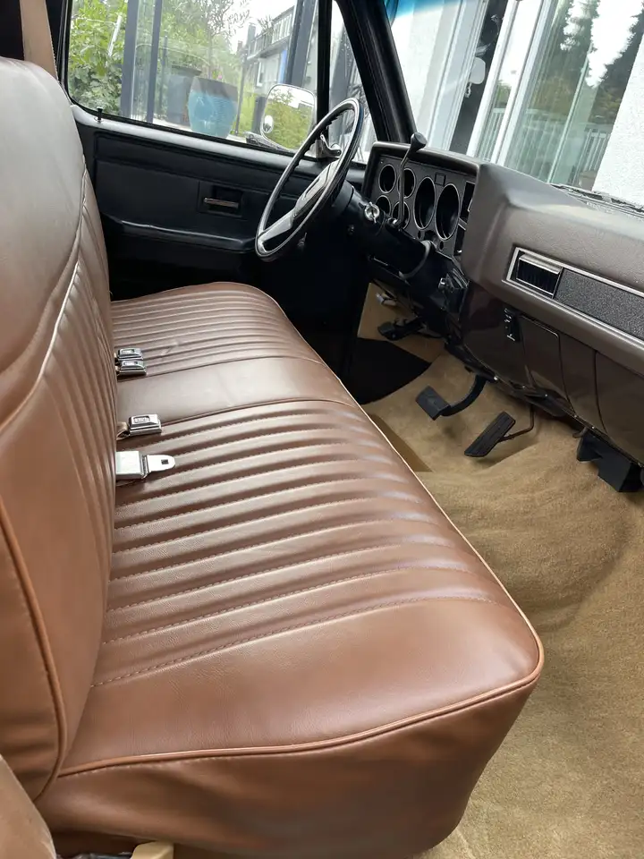 Chevrolet C10 Costum Deluxe Pickup H Zulassung, foto 8