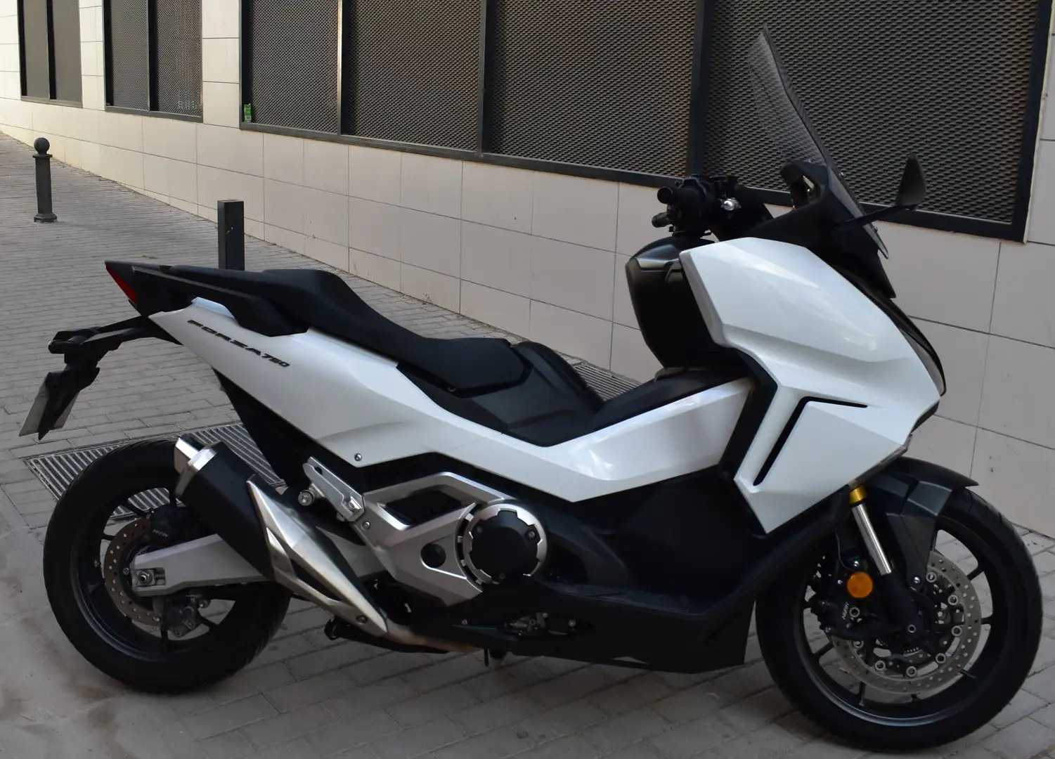 Honda Forza 750 año 2023 Fehér - 1